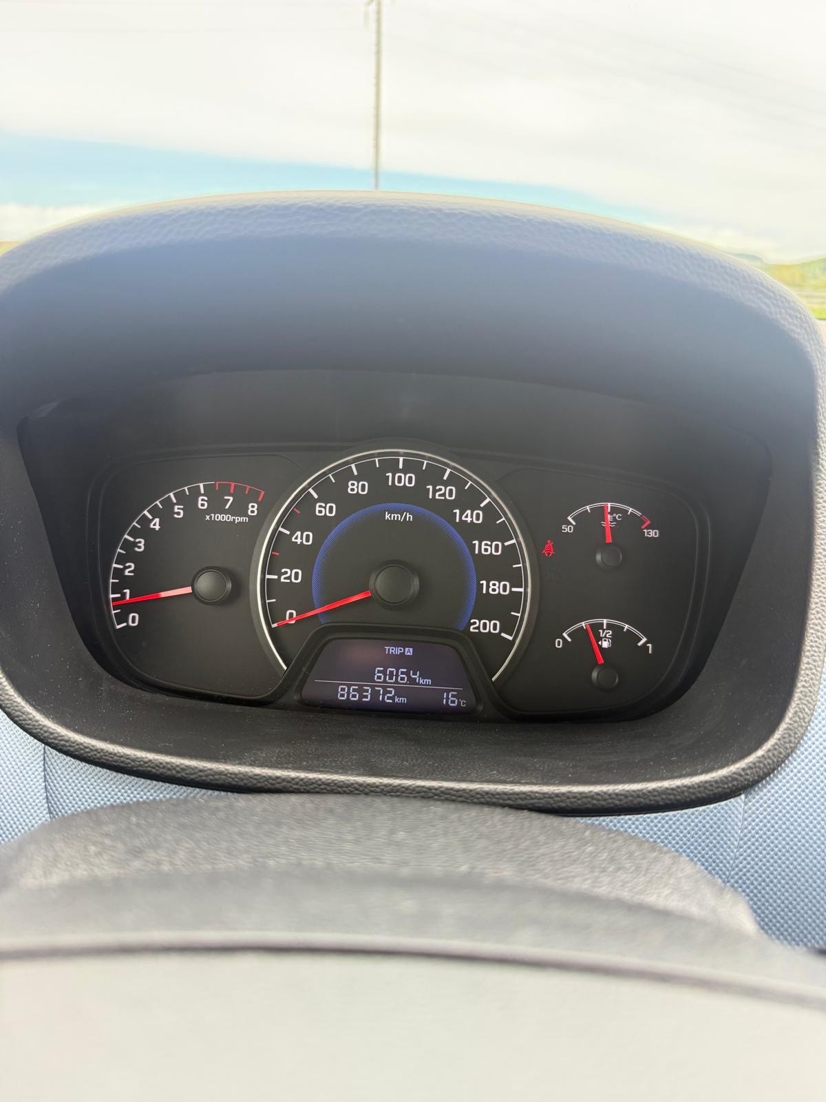 HYUNDAI i10 1.2 Vertex-image-11