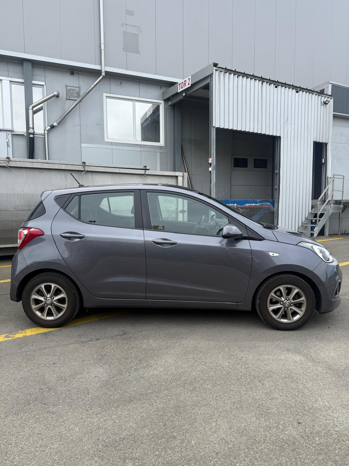 HYUNDAI i10 1.2 Vertex-image-4