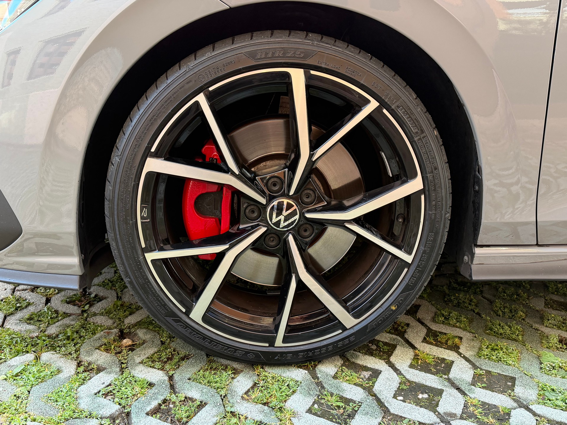 VW Golf 2.0 TSI GTI DSG-image-6