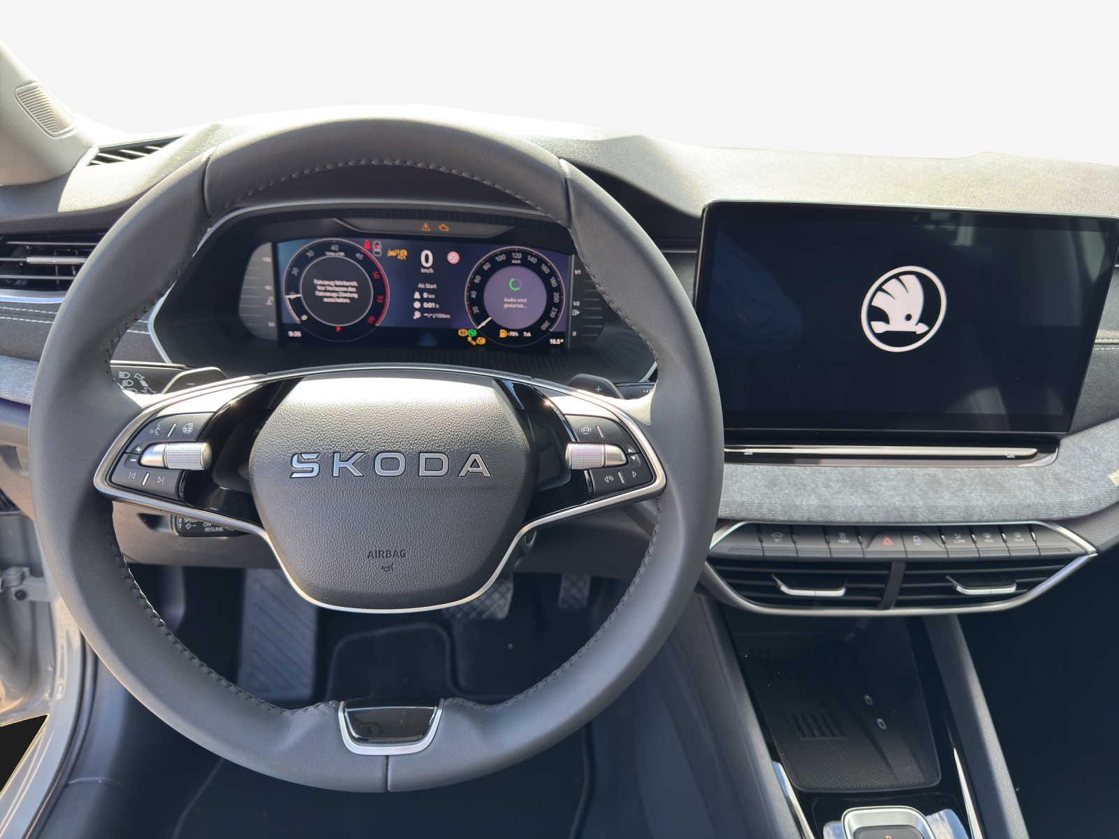 SKODA Octavia Selection 2.0 TDI 150PS 7DSG-image-9