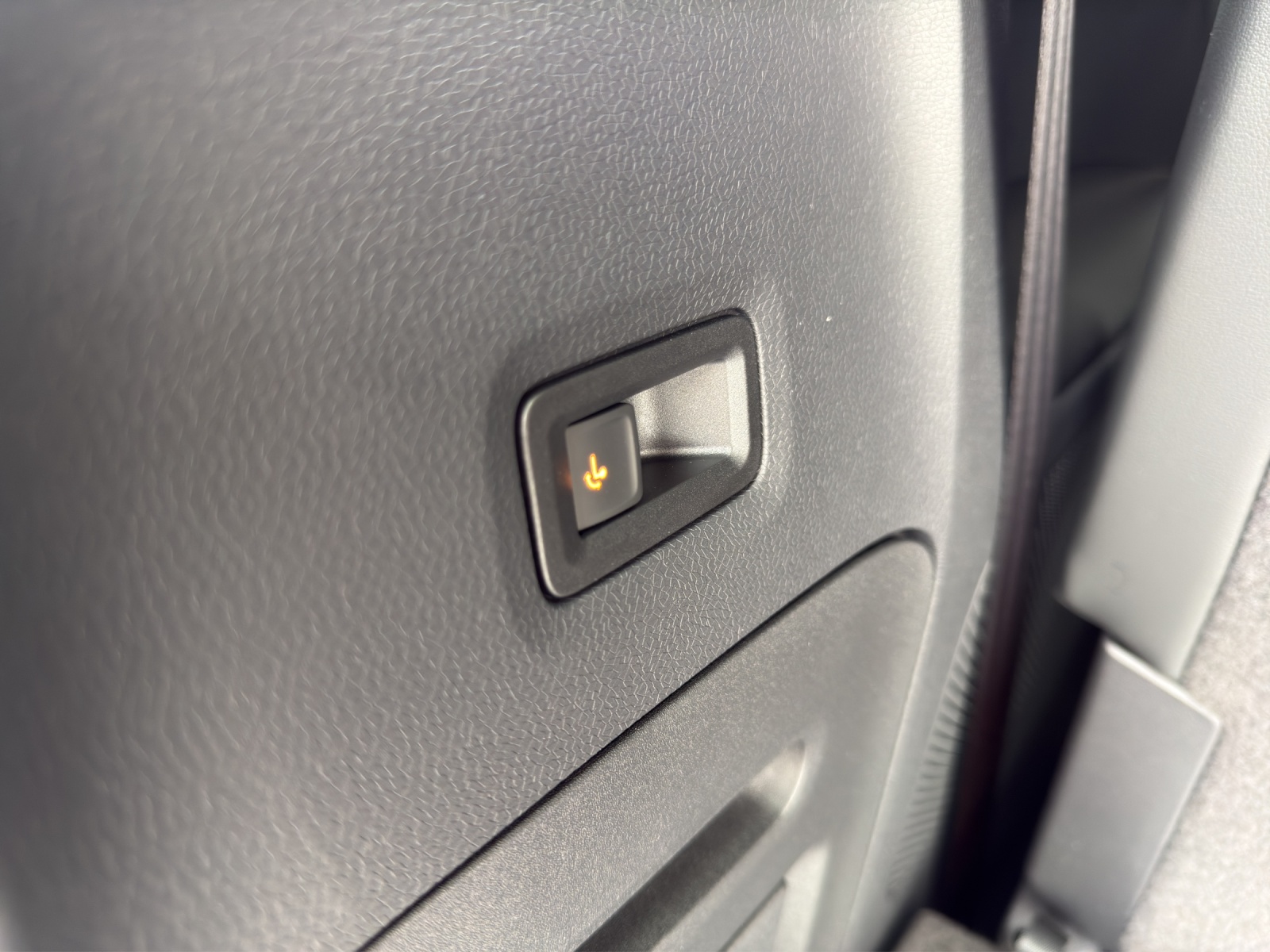 VW ID.Buzz LWB Pro-image-13
