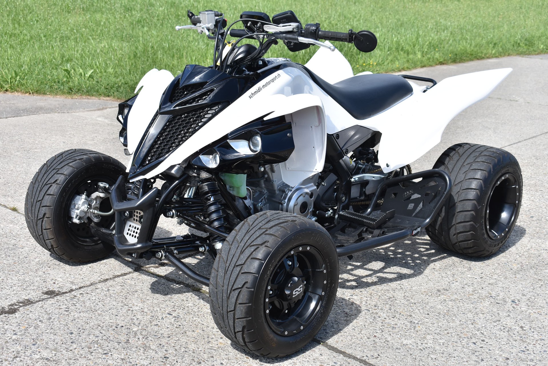 YAMAHA YFM 700 R Swiss Street Pro Edition-showroom-element-2