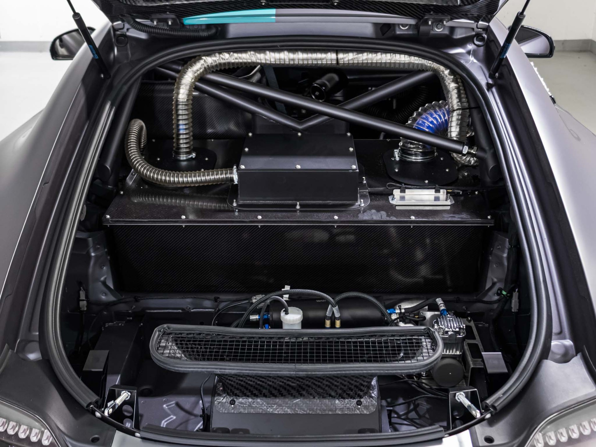 MERCEDES-BENZ AMG GT 2 PRO-image-13