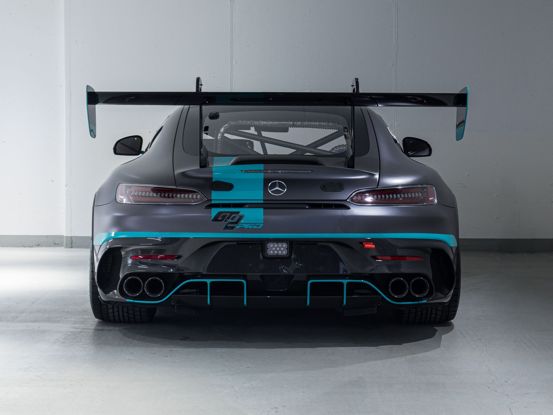 MERCEDES-BENZ AMG GT 2 PRO-image-5