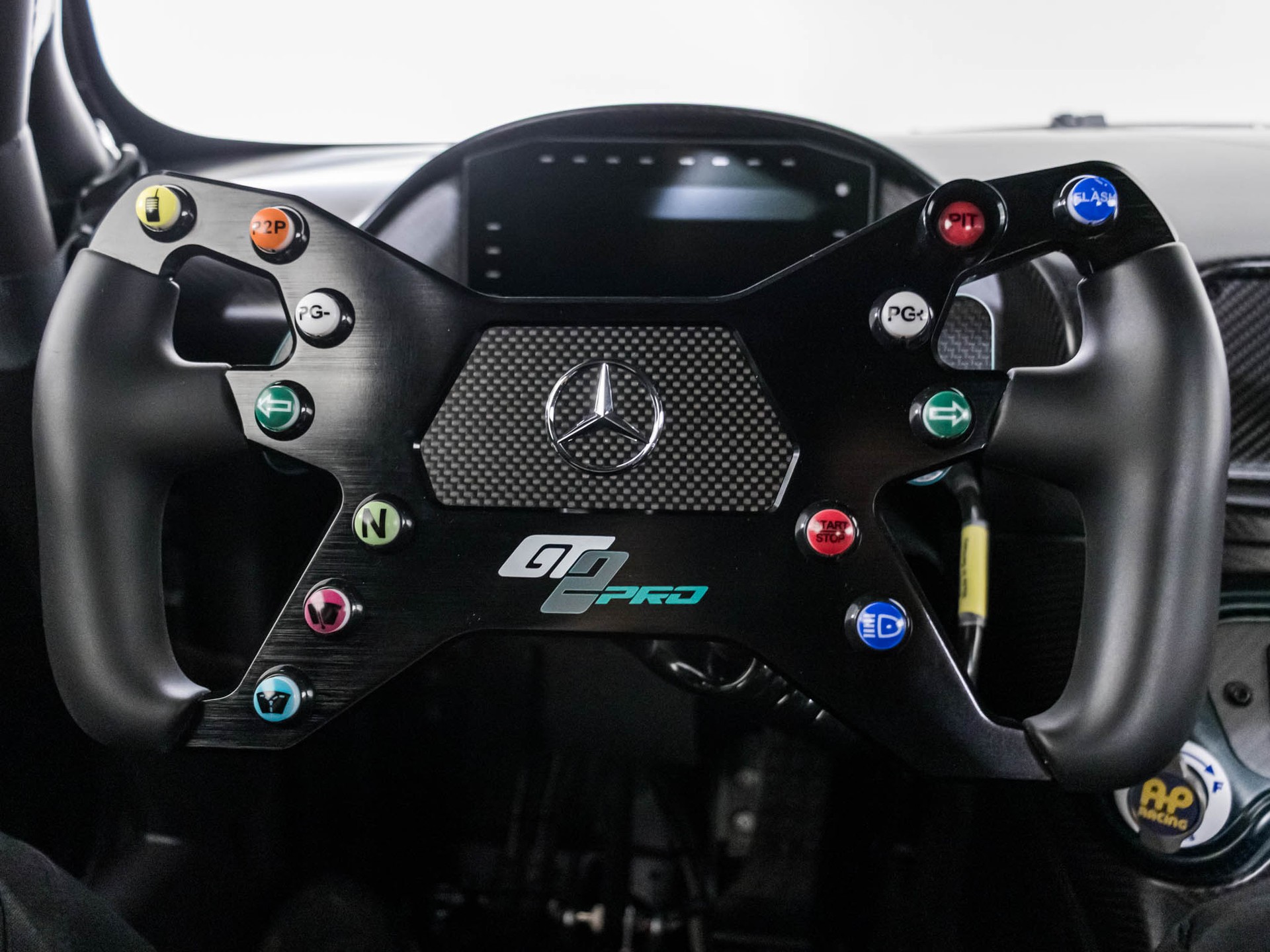 MERCEDES-BENZ AMG GT 2 PRO-image-8