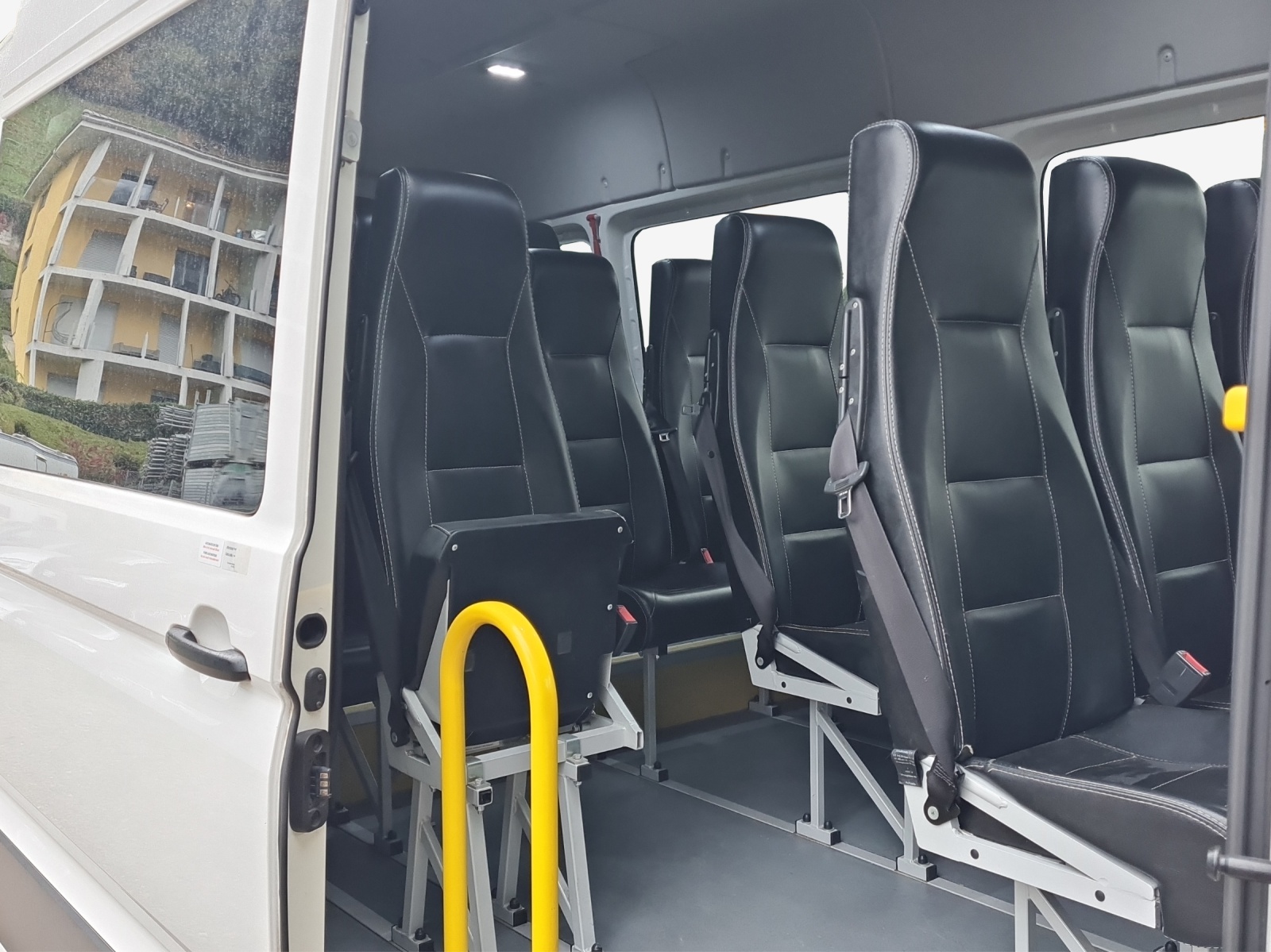 VW Crafter 50 2.0 BiTDI L4 DB / RJ A-image-14