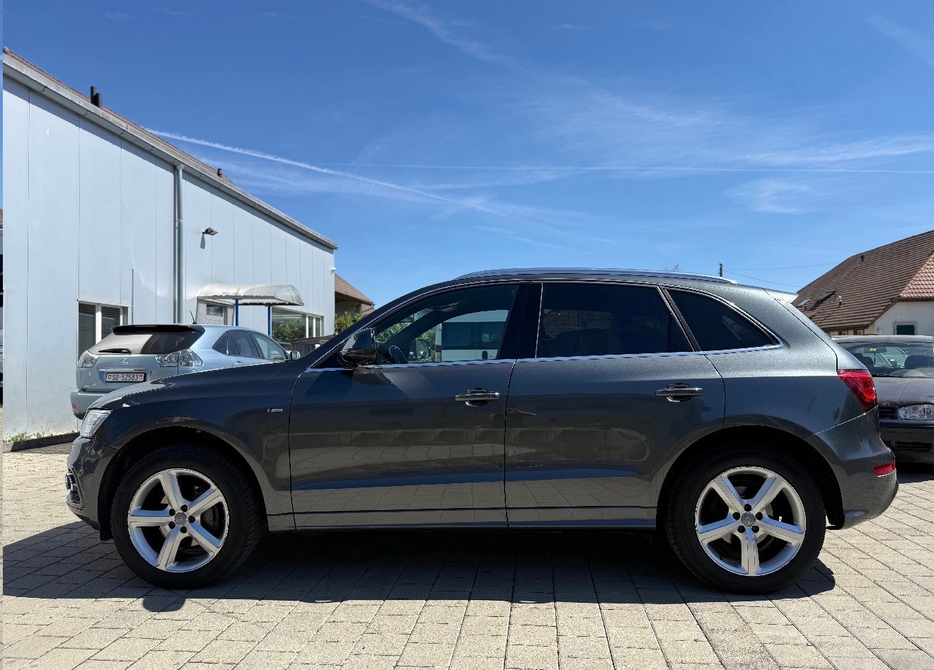 AUDI Q5 2.0 TDI quattro S-tronic-image-7