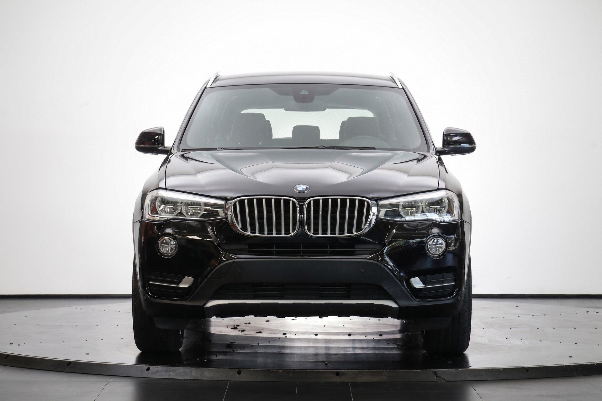 BMW X3 xDrive 20d xLine Steptronic-showroom-element-1