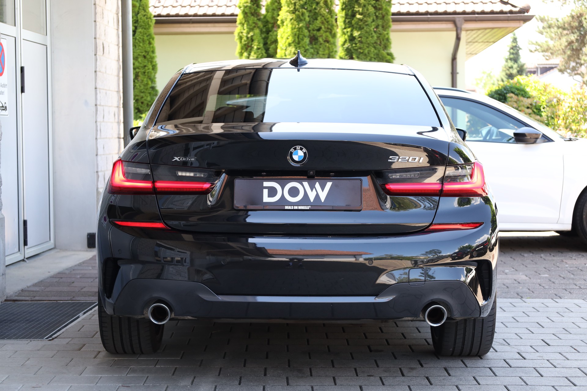 BMW 320i xDrive Steptronic M Sport-image-6