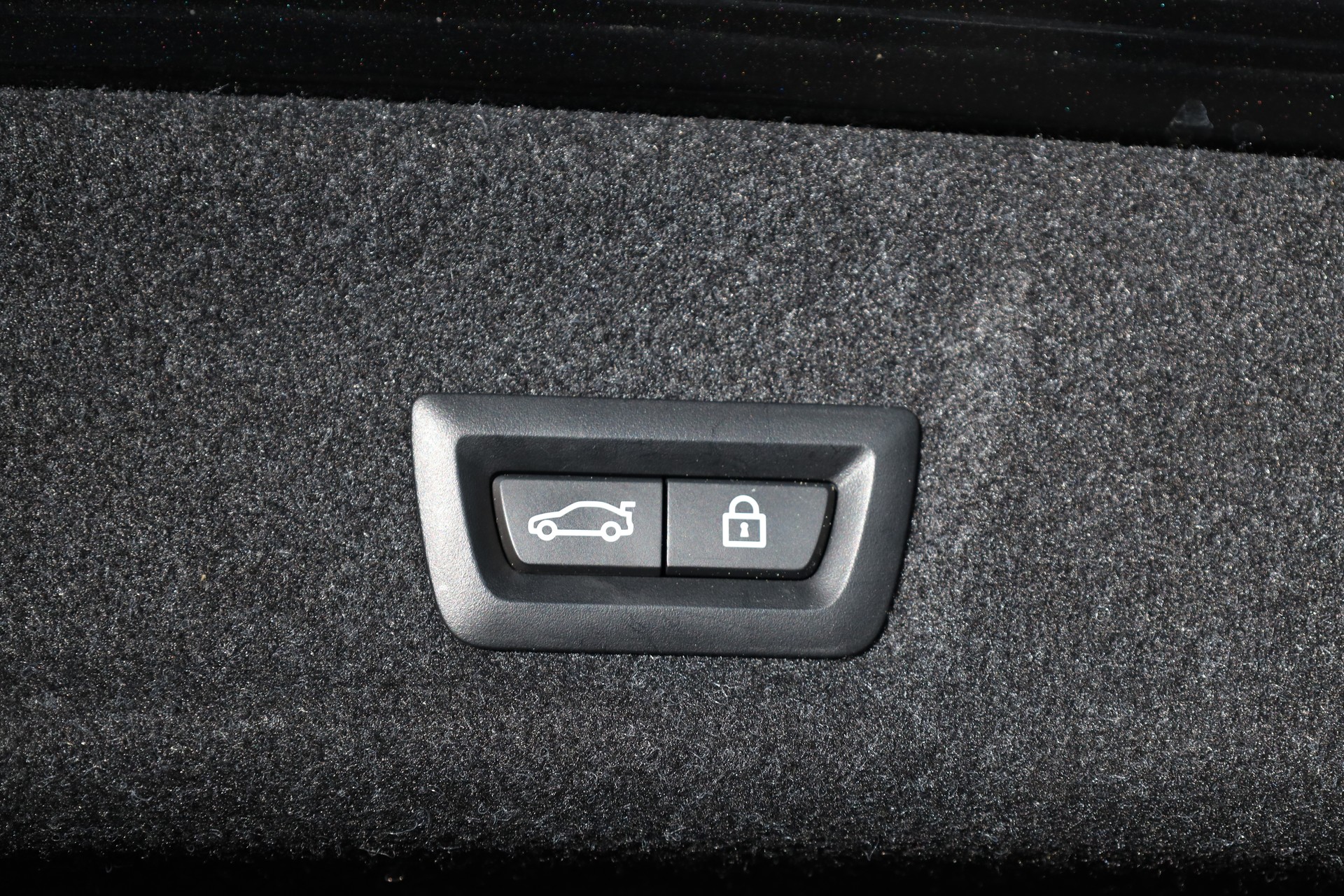 BMW 320i xDrive Steptronic M Sport-image-25