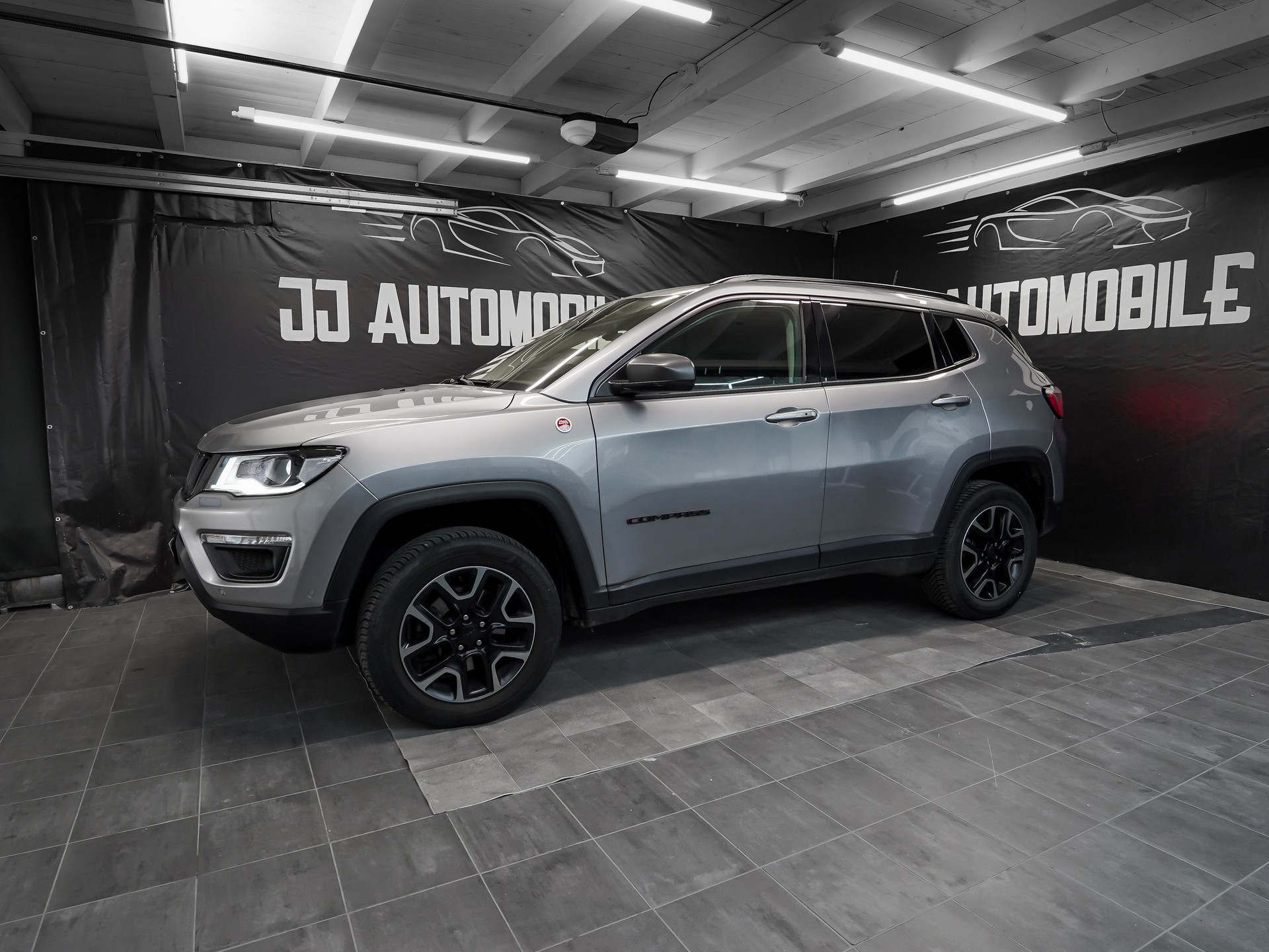 JEEP Compass 2.0CRD Trailhawk AWD 9ATX-image-4