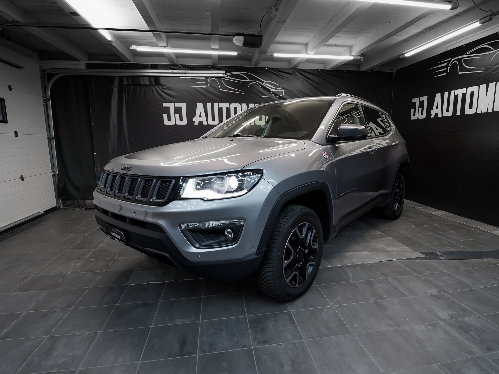 JEEP Compass 2.0CRD Trailhawk AWD 9ATX-image-2