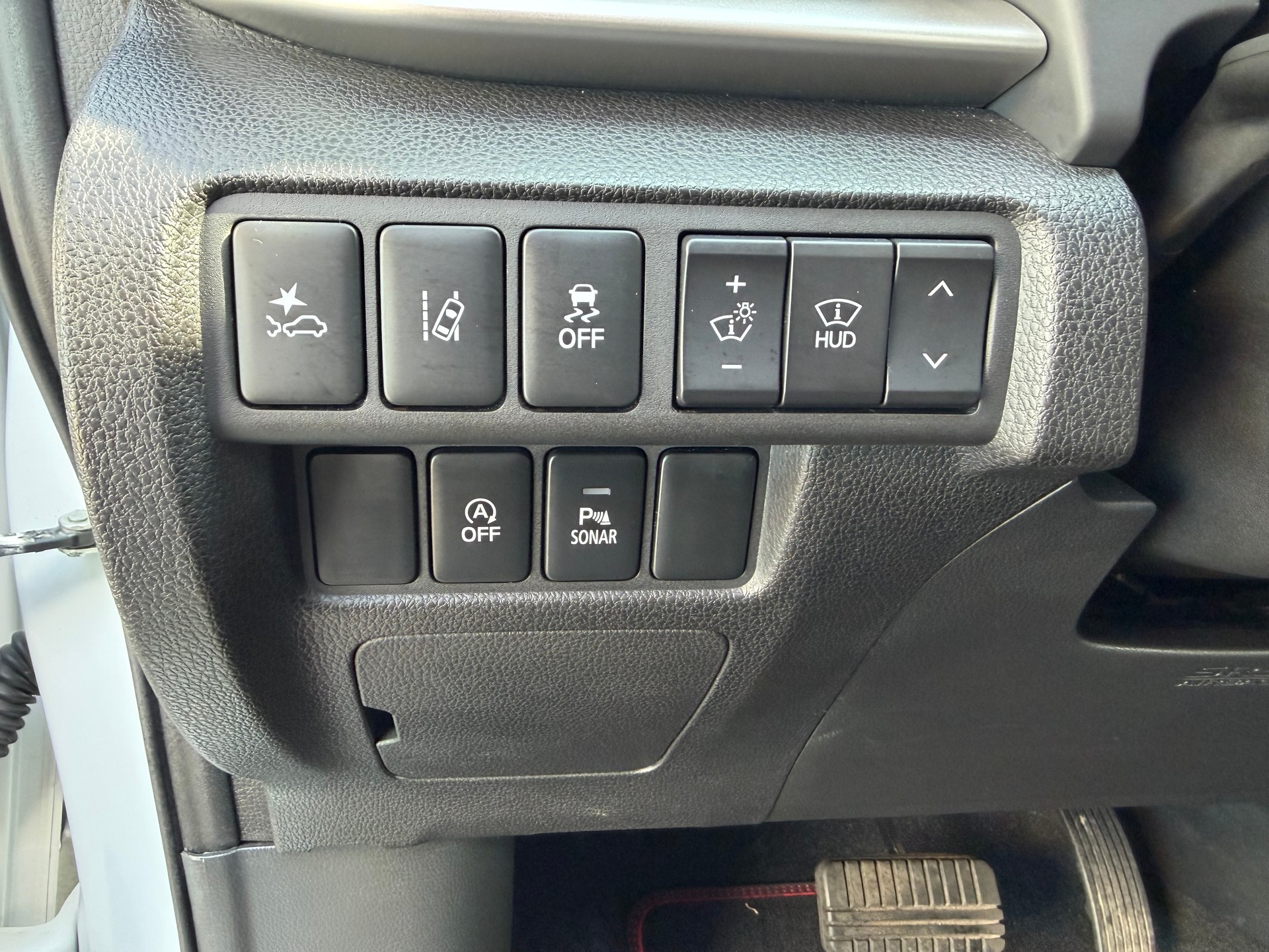 MITSUBISHI Eclipse Cross 1.5 T-Mivec Diamond 4WD CVT-image-11