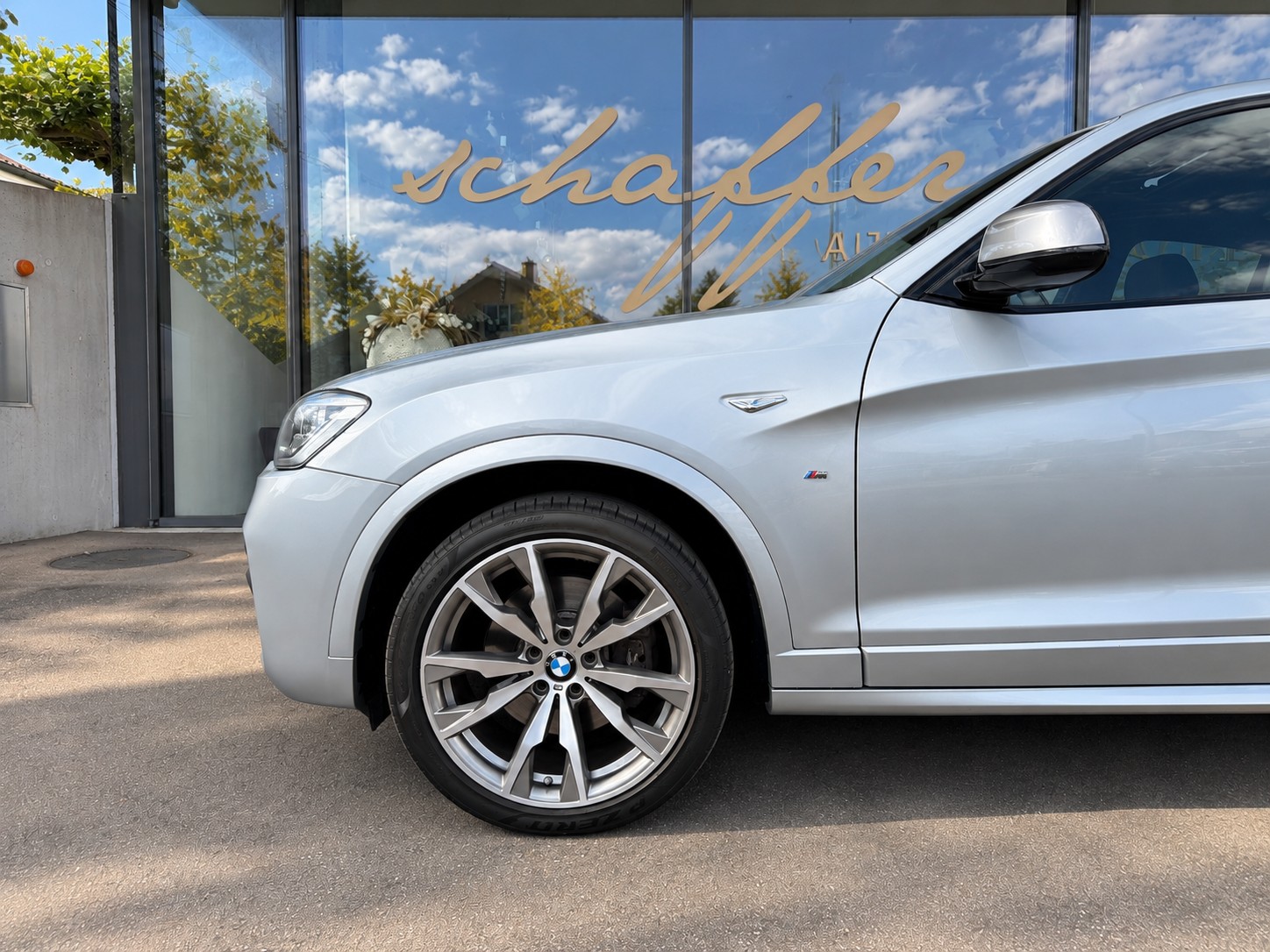BMW X4 M 40i Steptronic-showroom-element-2