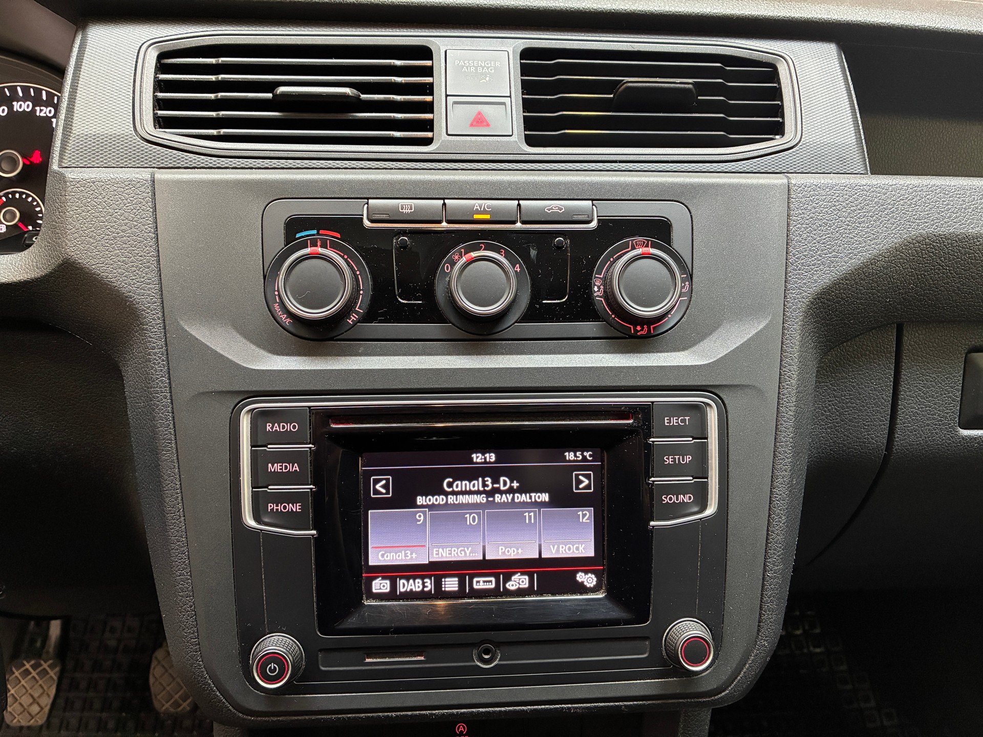 VW Caddy 1.4TGI BlueMotion Technology-image-20