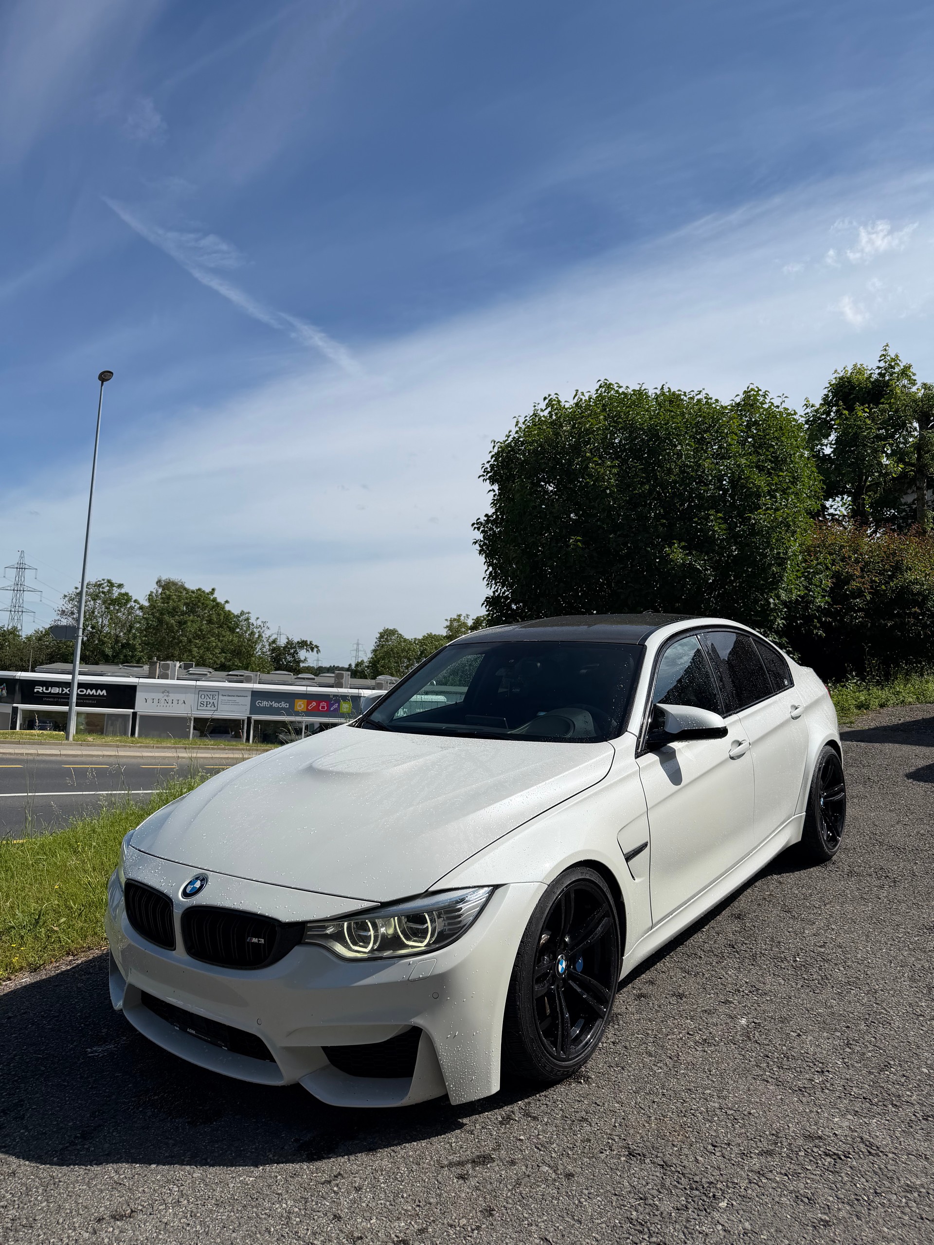 BMW M3 Drivelogic-image-0