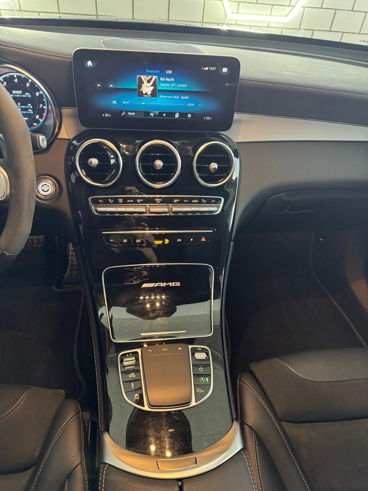 MERCEDES-BENZ GLC 63 S AMG 4Matic 9G-Tronic-image-9