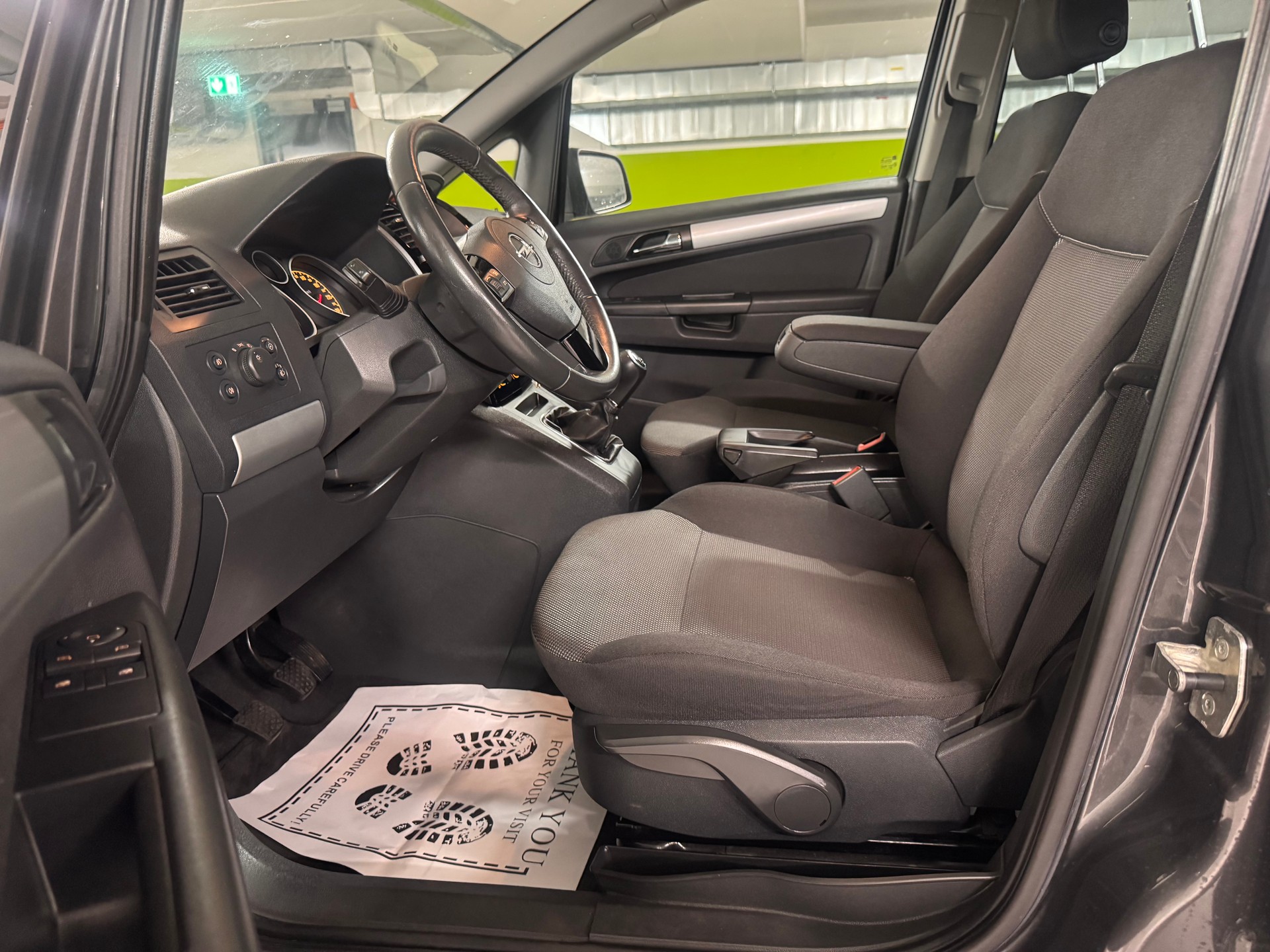 OPEL Zafira 1.6i 16V Turbo CNG Cosmo-image-11