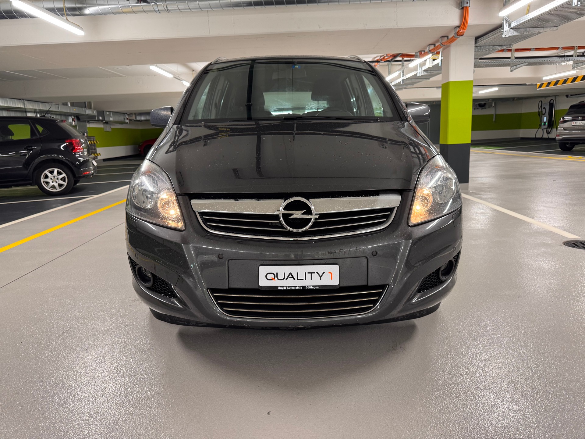 OPEL Zafira 1.6i 16V Turbo CNG Cosmo-image-1