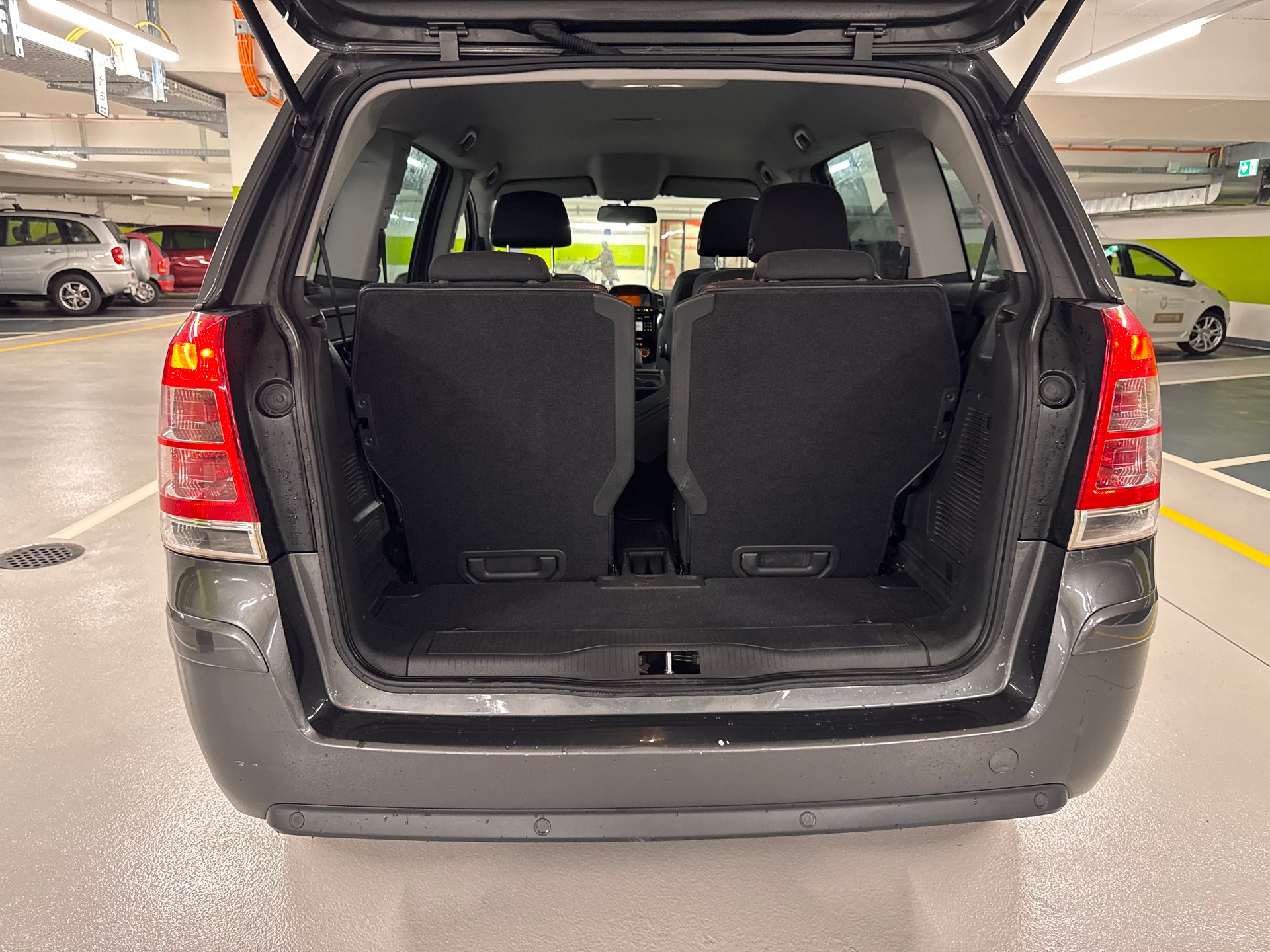 OPEL Zafira 1.6i 16V Turbo CNG Cosmo-image-8