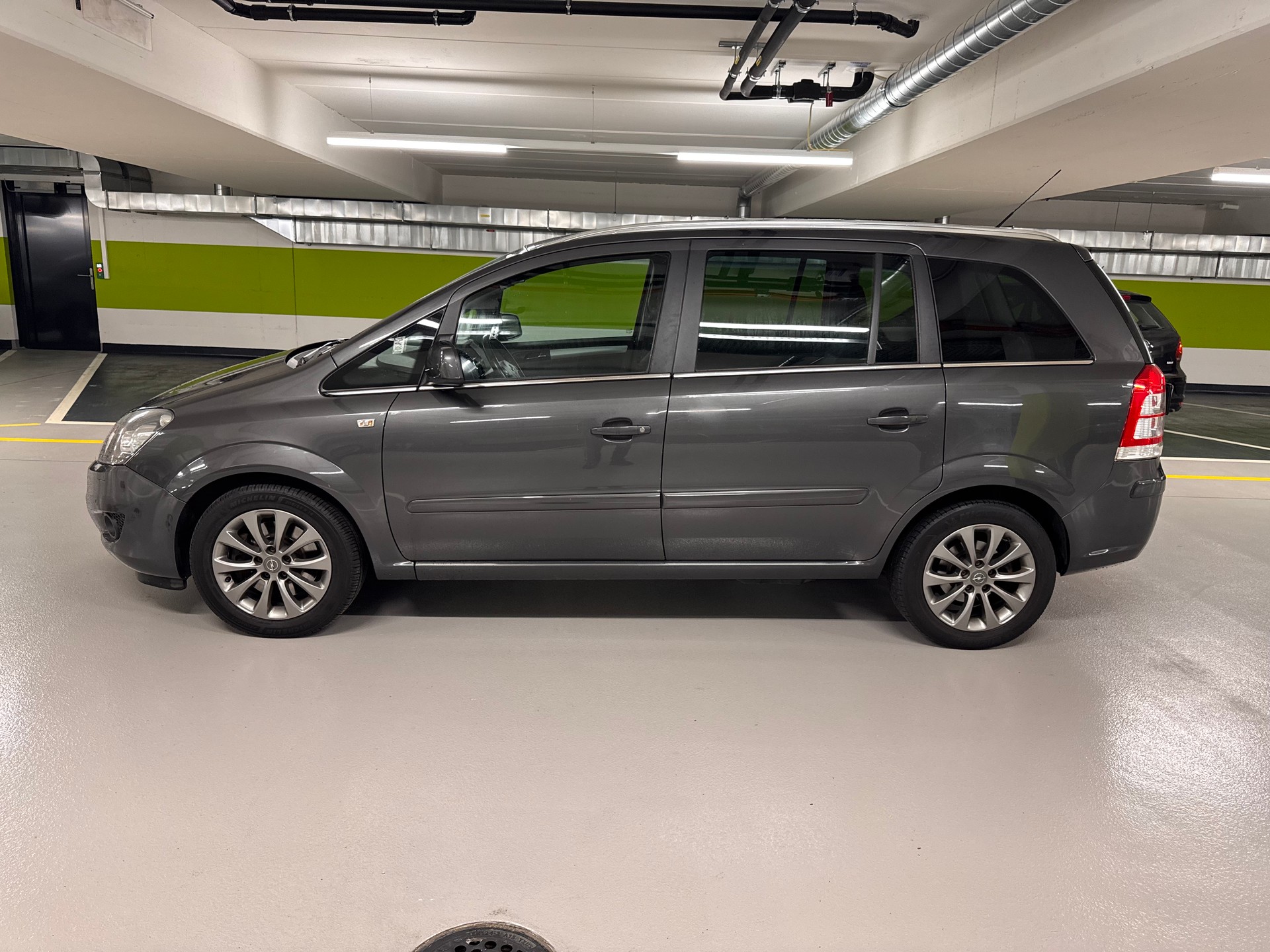 OPEL Zafira 1.6i 16V Turbo CNG Cosmo-image-7