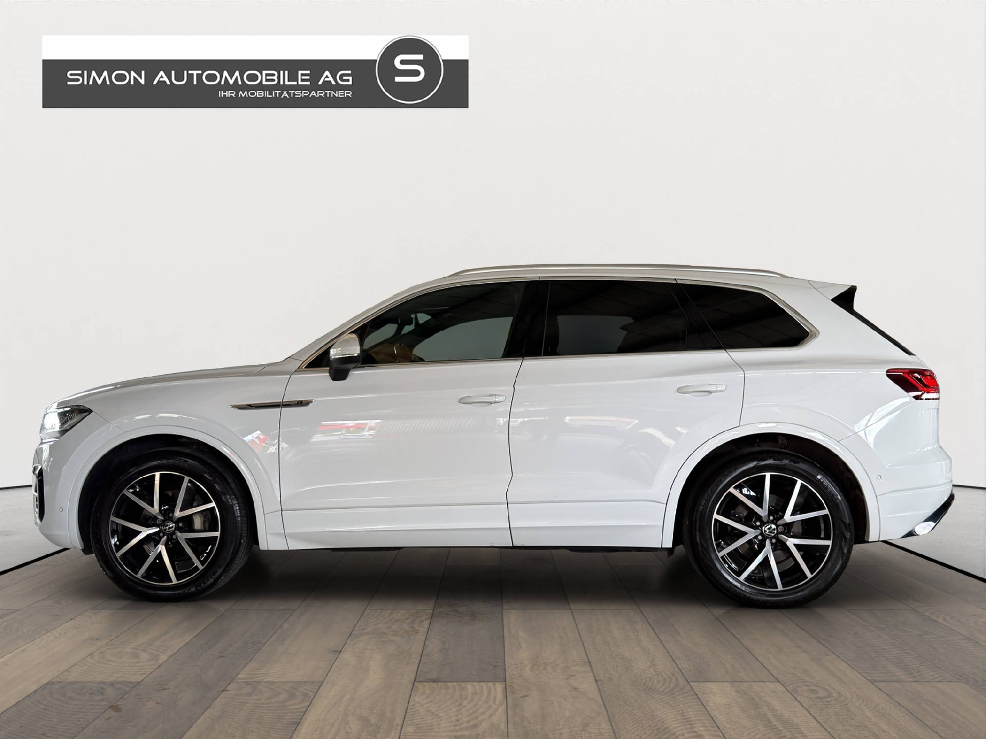 VW Touareg 3.0 V6 TDI 286 R-Line-image-2