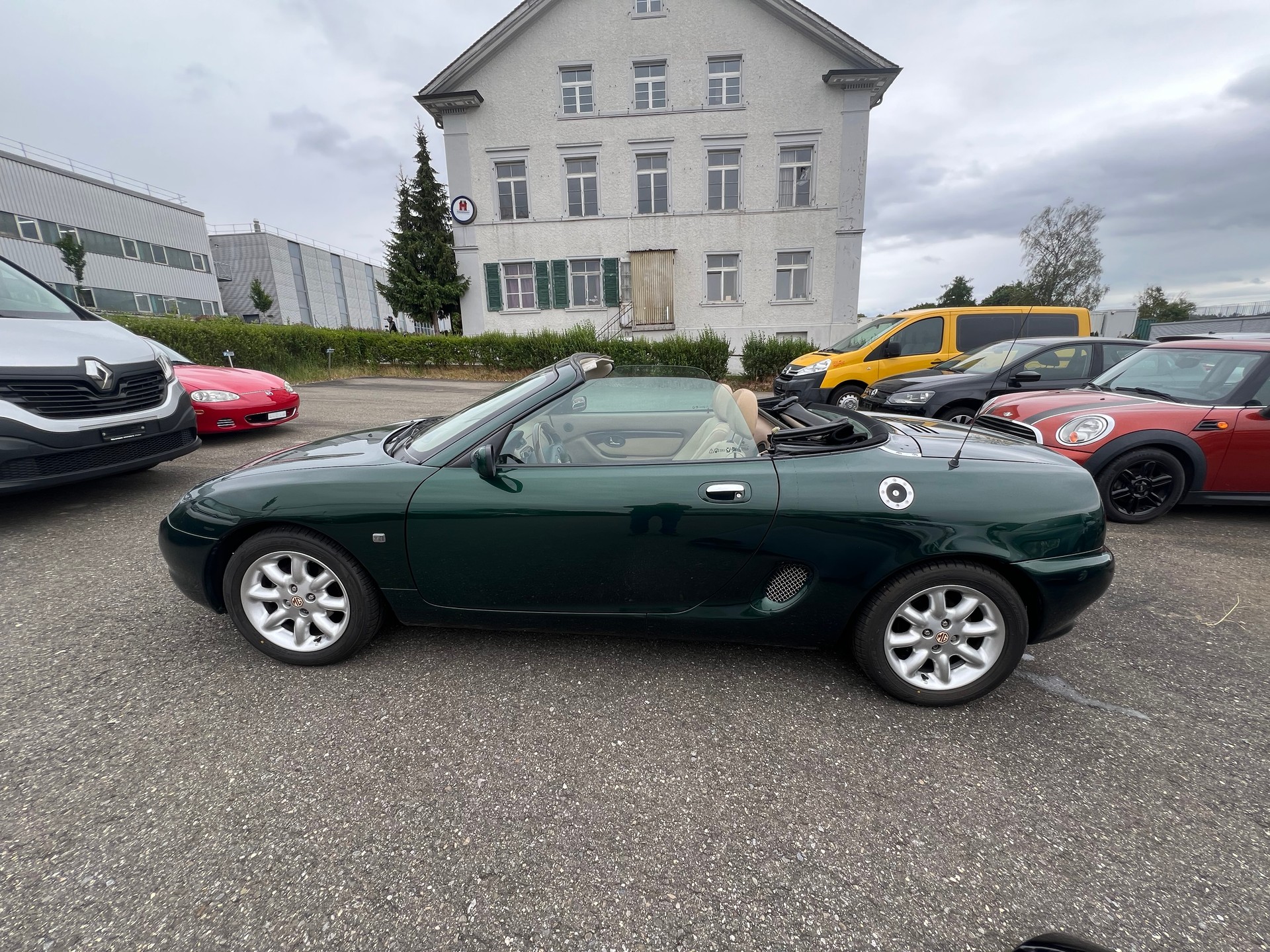 MG MGF 1.8i-image-2