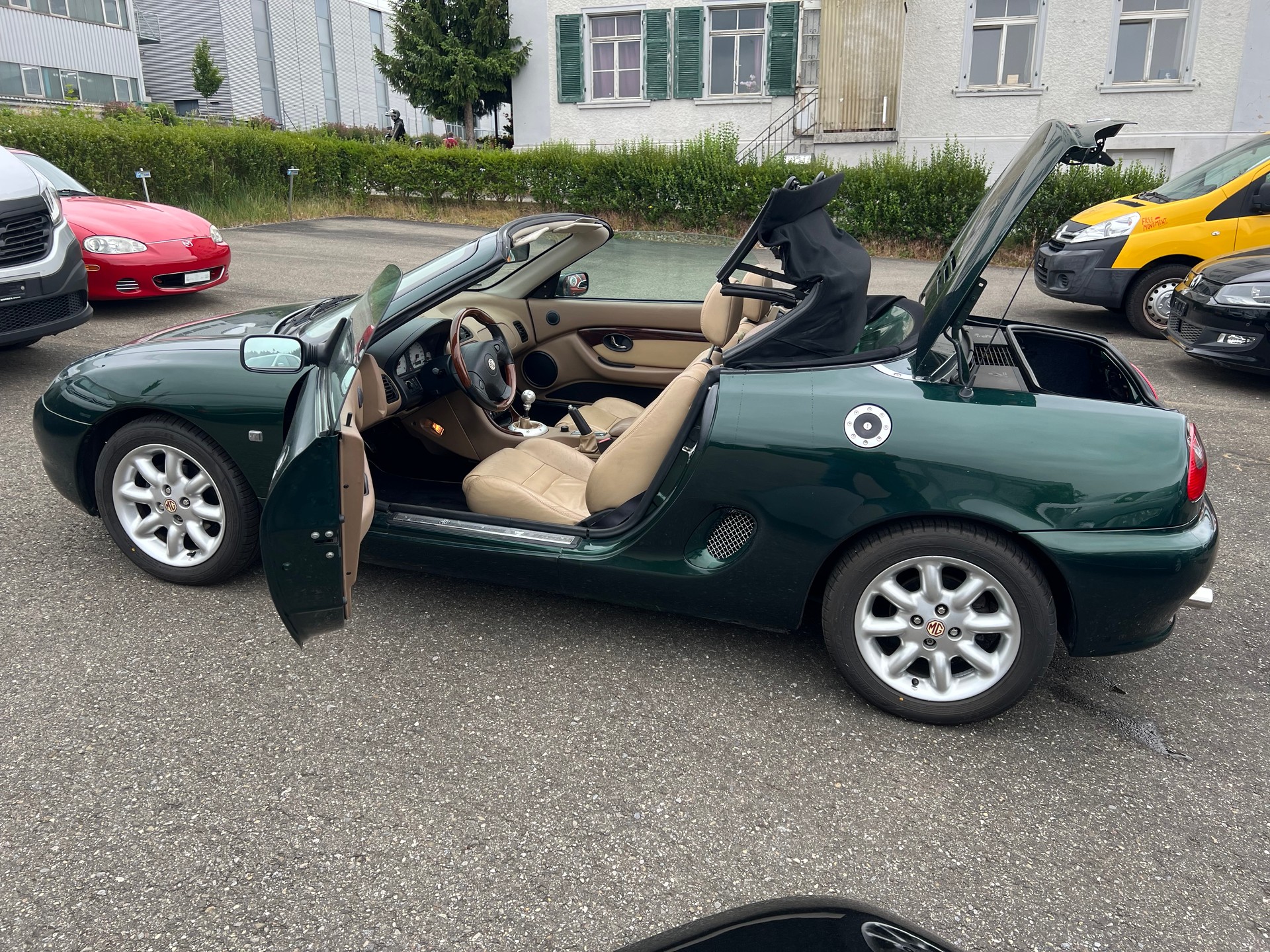 MG MGF 1.8i-image-0