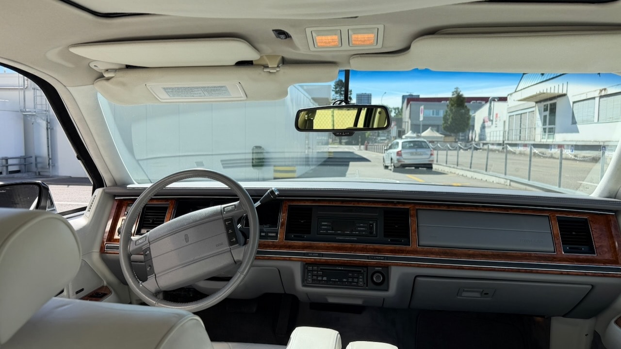 LINCOLN Signature Series-image-2