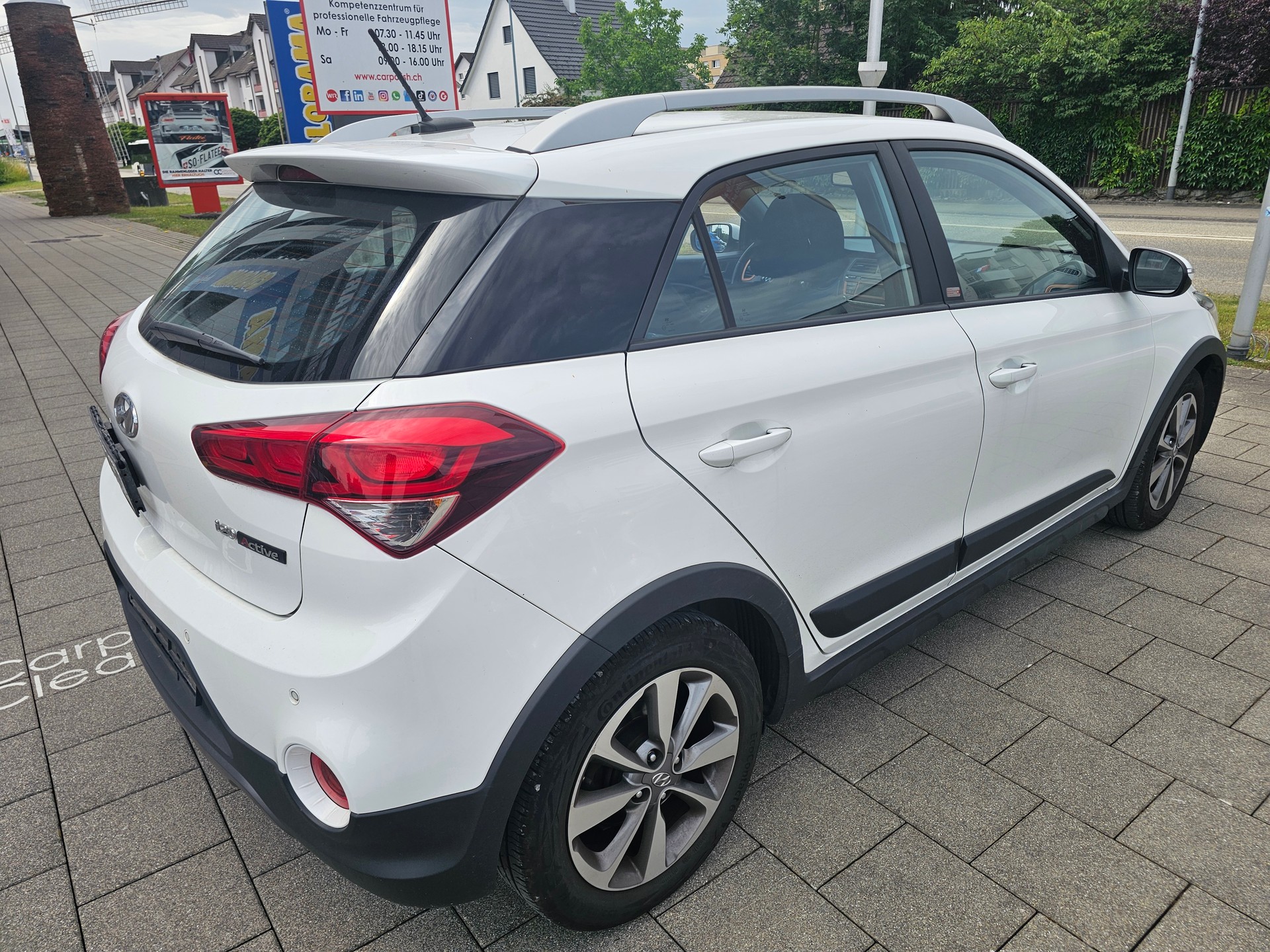 HYUNDAI i20 Active 1.0 T-GDi Vertex-image-3