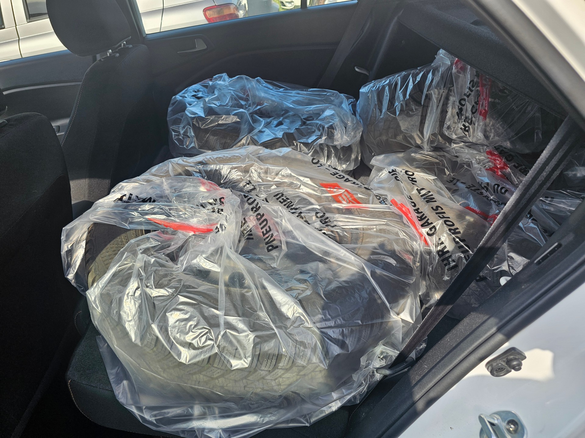 HYUNDAI i20 Active 1.0 T-GDi Vertex-image-15