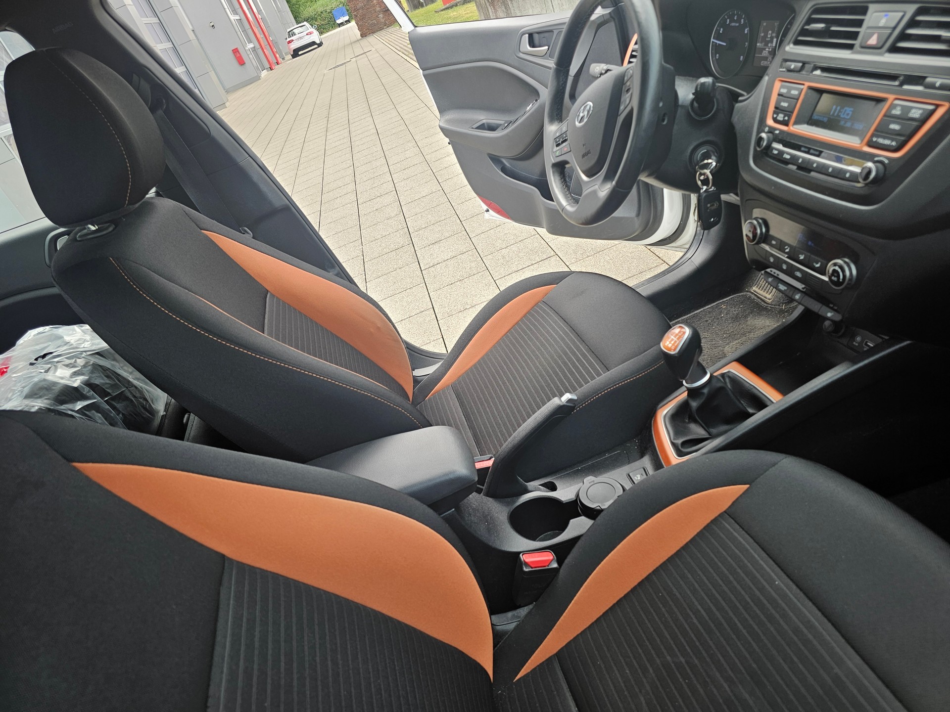 HYUNDAI i20 Active 1.0 T-GDi Vertex-image-13