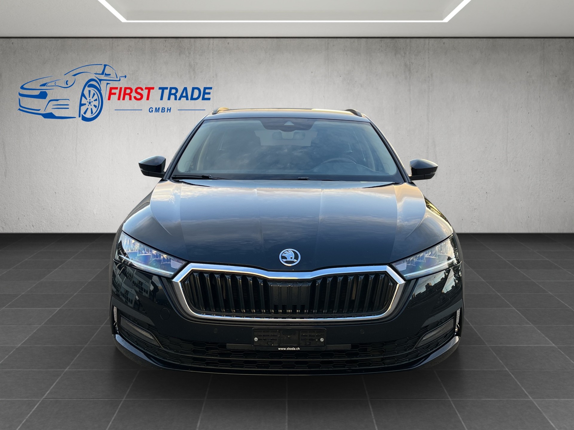 SKODA Octavia Combi 2.0 TDI DSG Ambition-image-1