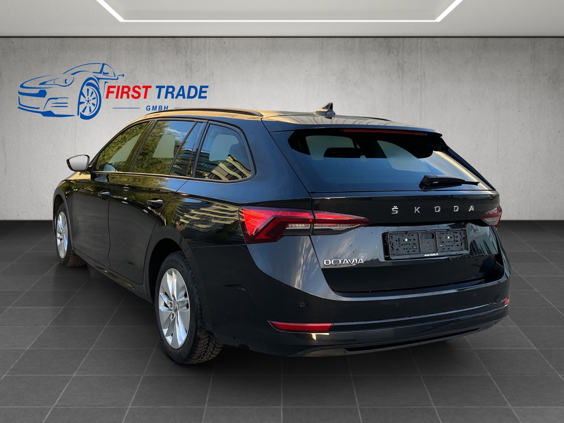 SKODA Octavia Combi 2.0 TDI DSG Ambition-image-6