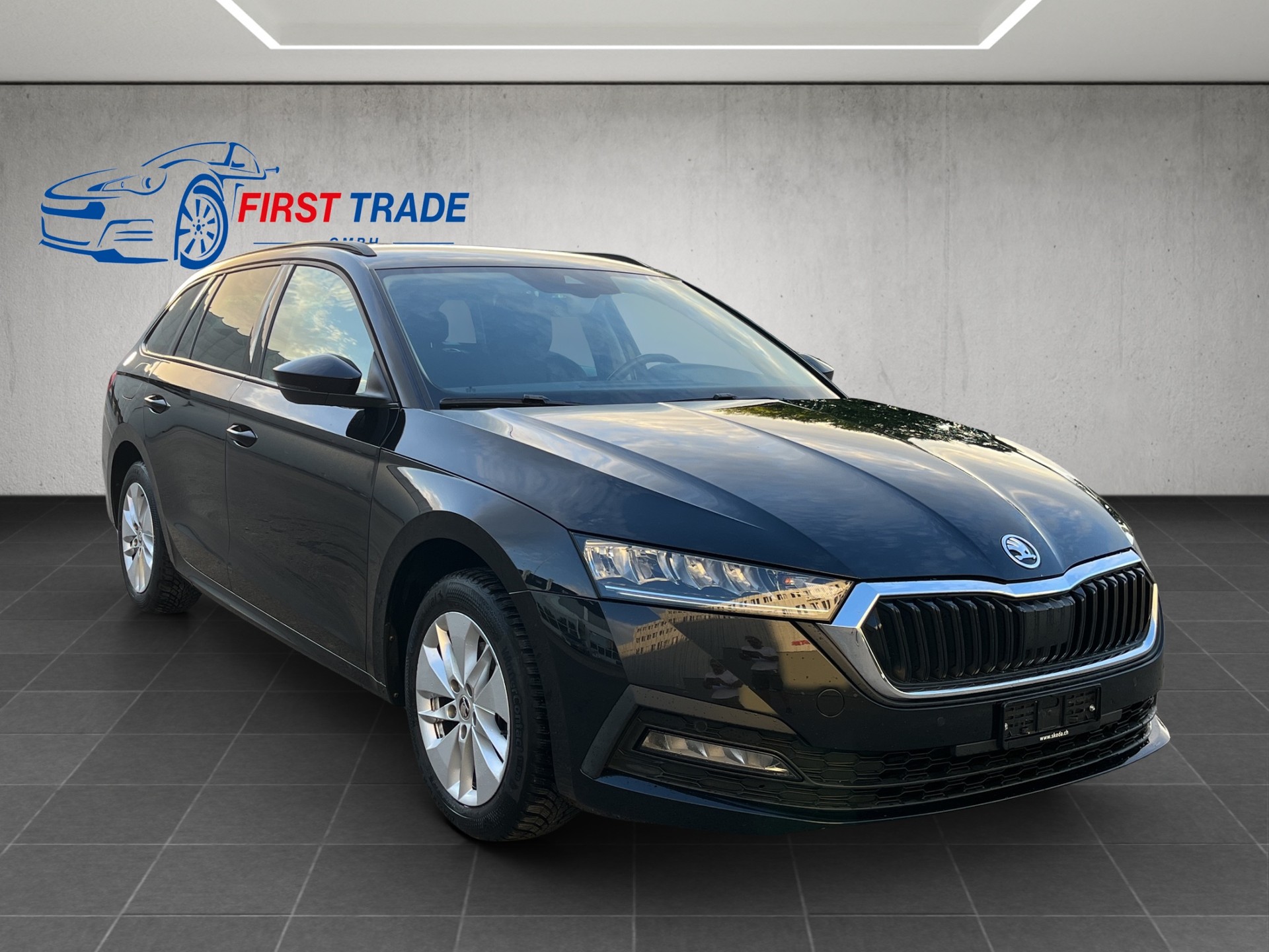 SKODA Octavia Combi 2.0 TDI DSG Ambition-image-2