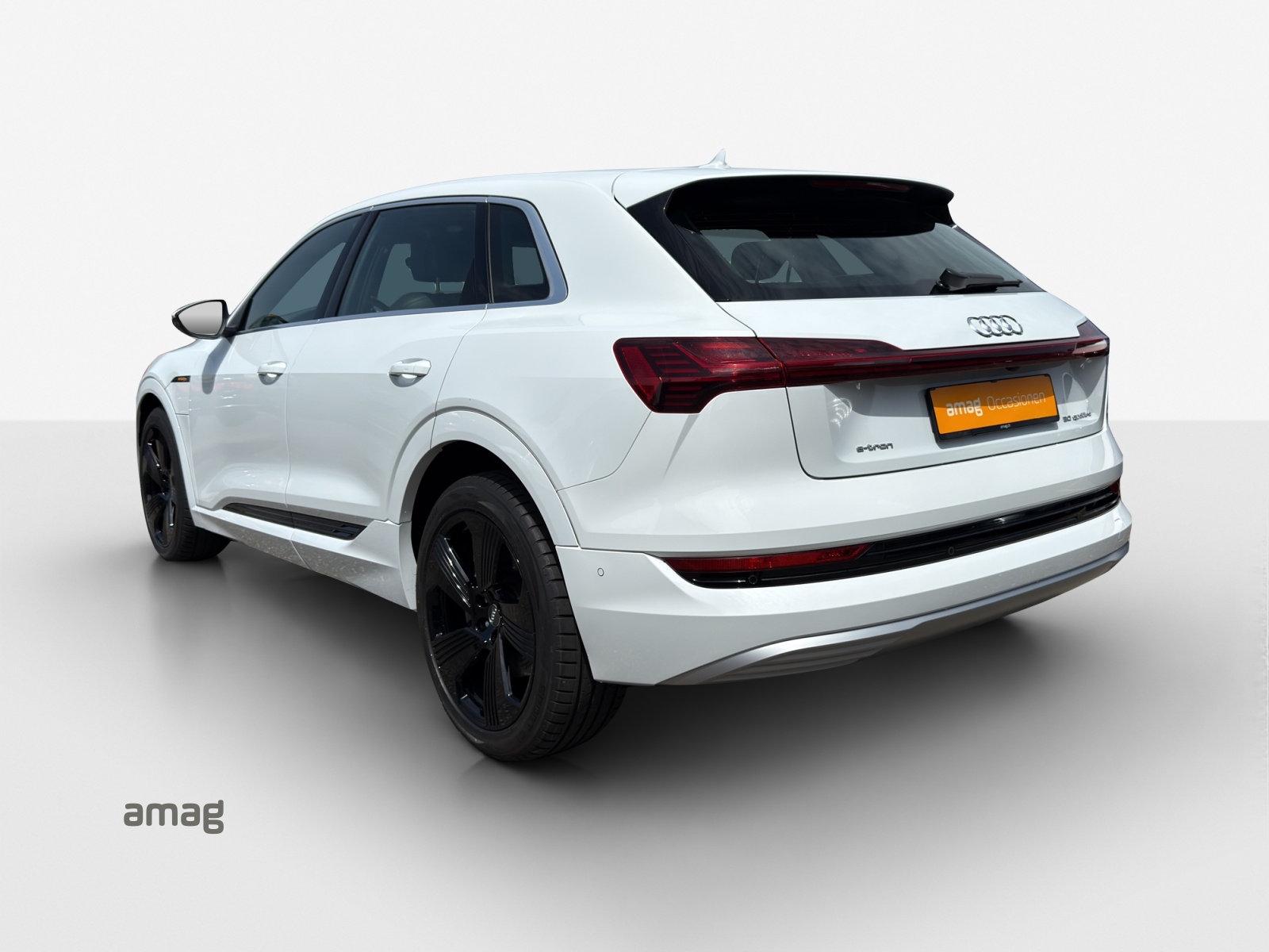 AUDI e-tron 50 Advanced quattro-image-2