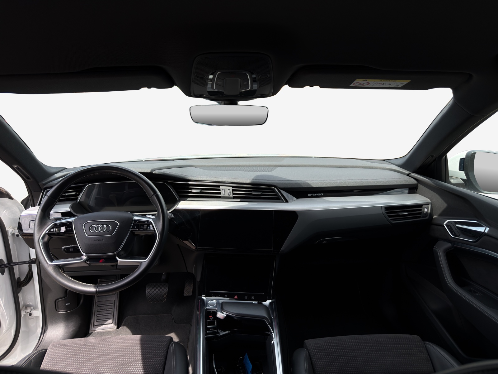 AUDI e-tron 50 Advanced quattro-image-8
