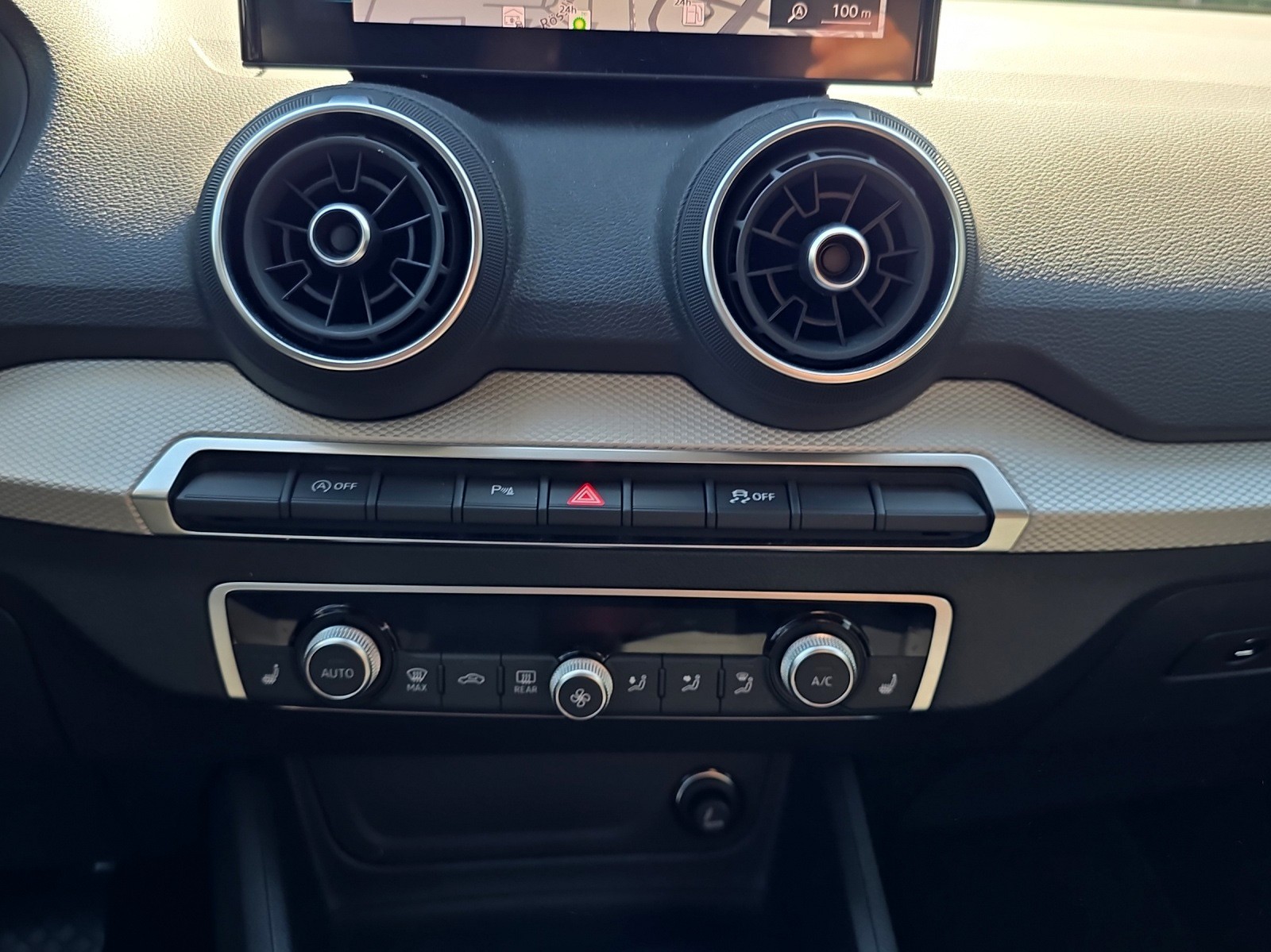AUDI Q2 35 TFSI S-tronic-image-14
