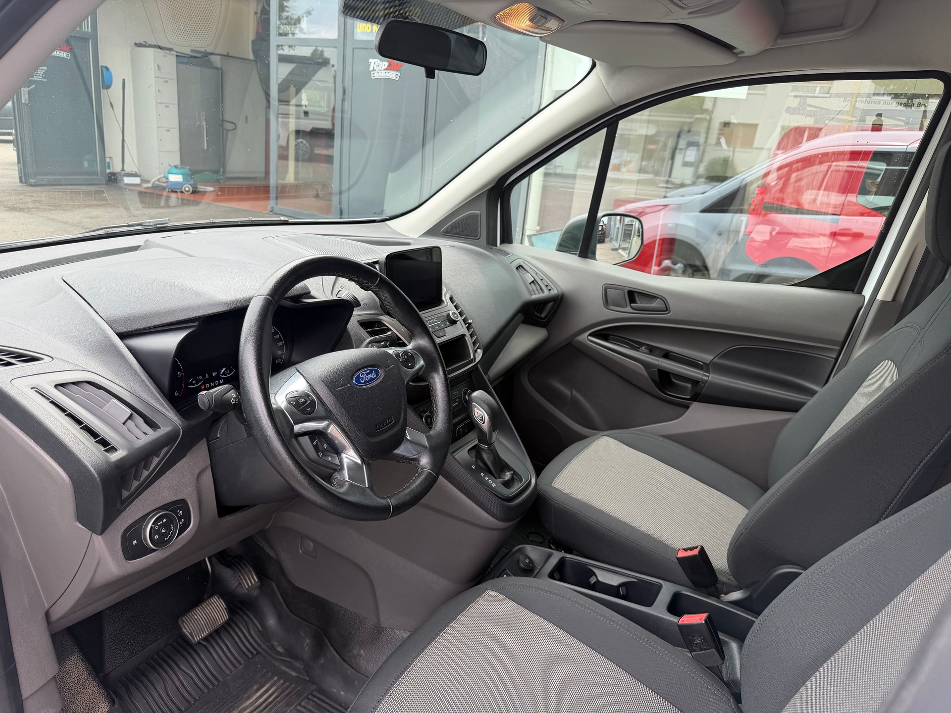 FORD Transit Connect Van T210 1.5 Eco Blue Ambiente A-image-14