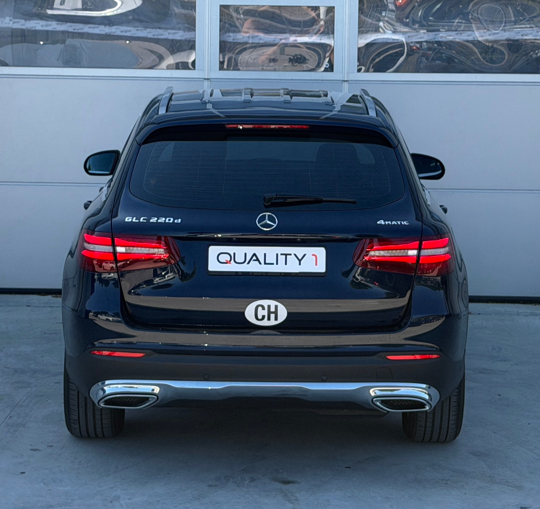 MERCEDES-BENZ GLC 220 d Exclusive 4Matic 9G-Tronic-image-4