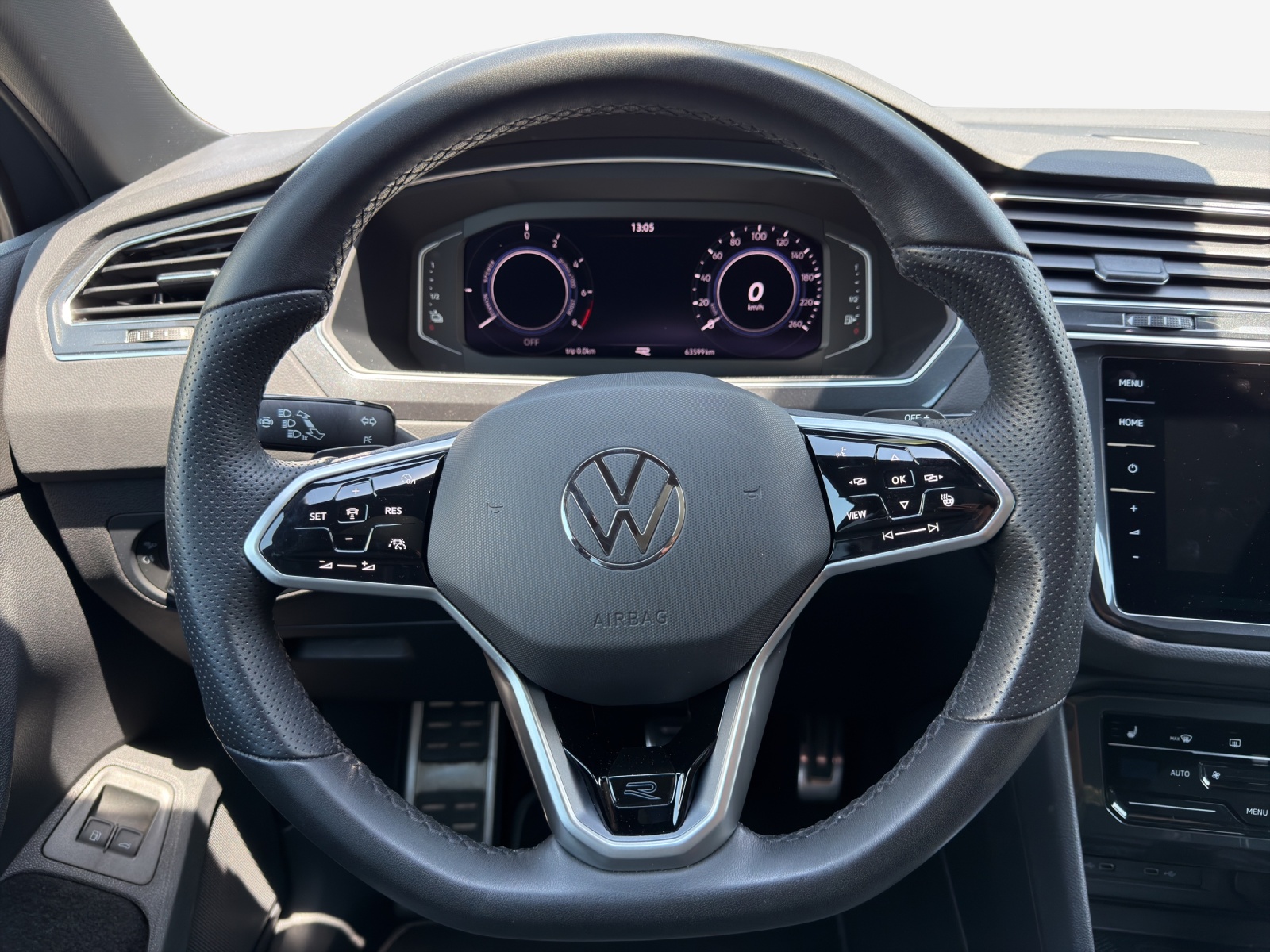 VW Tiguan 1.4TSI PHEV Selection DSG-image-10