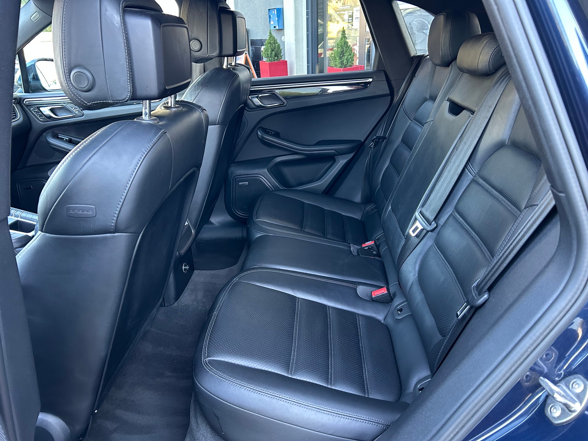 PORSCHE Macan S PDK-image-9