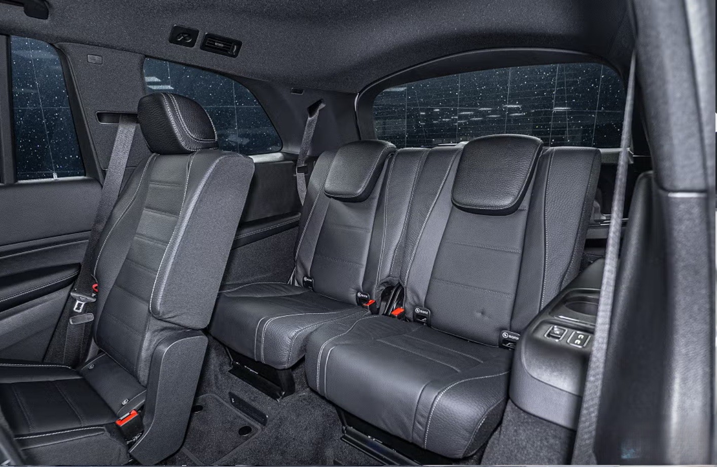 MERCEDES-BENZ GLS 450 d 4Matic 9G-Tronic-image-10