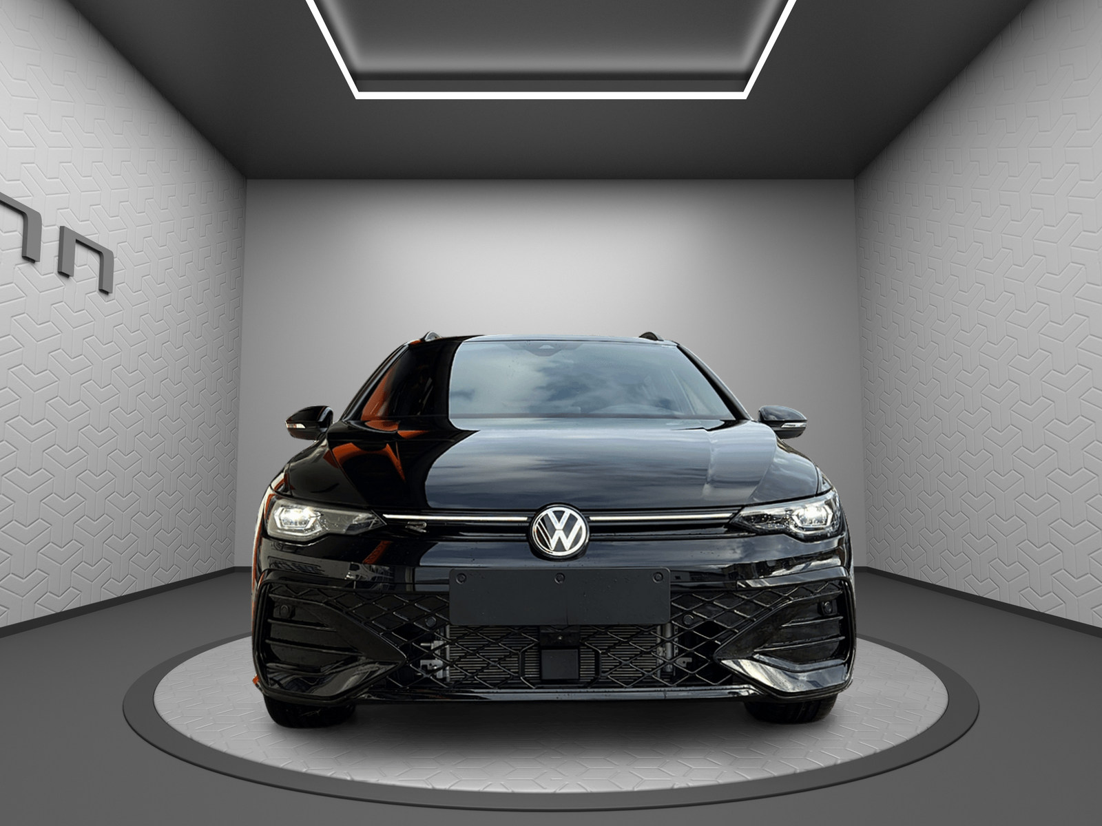 VW Golf Variant 1.5 eTSI mHEV R-Line DSG-image-3