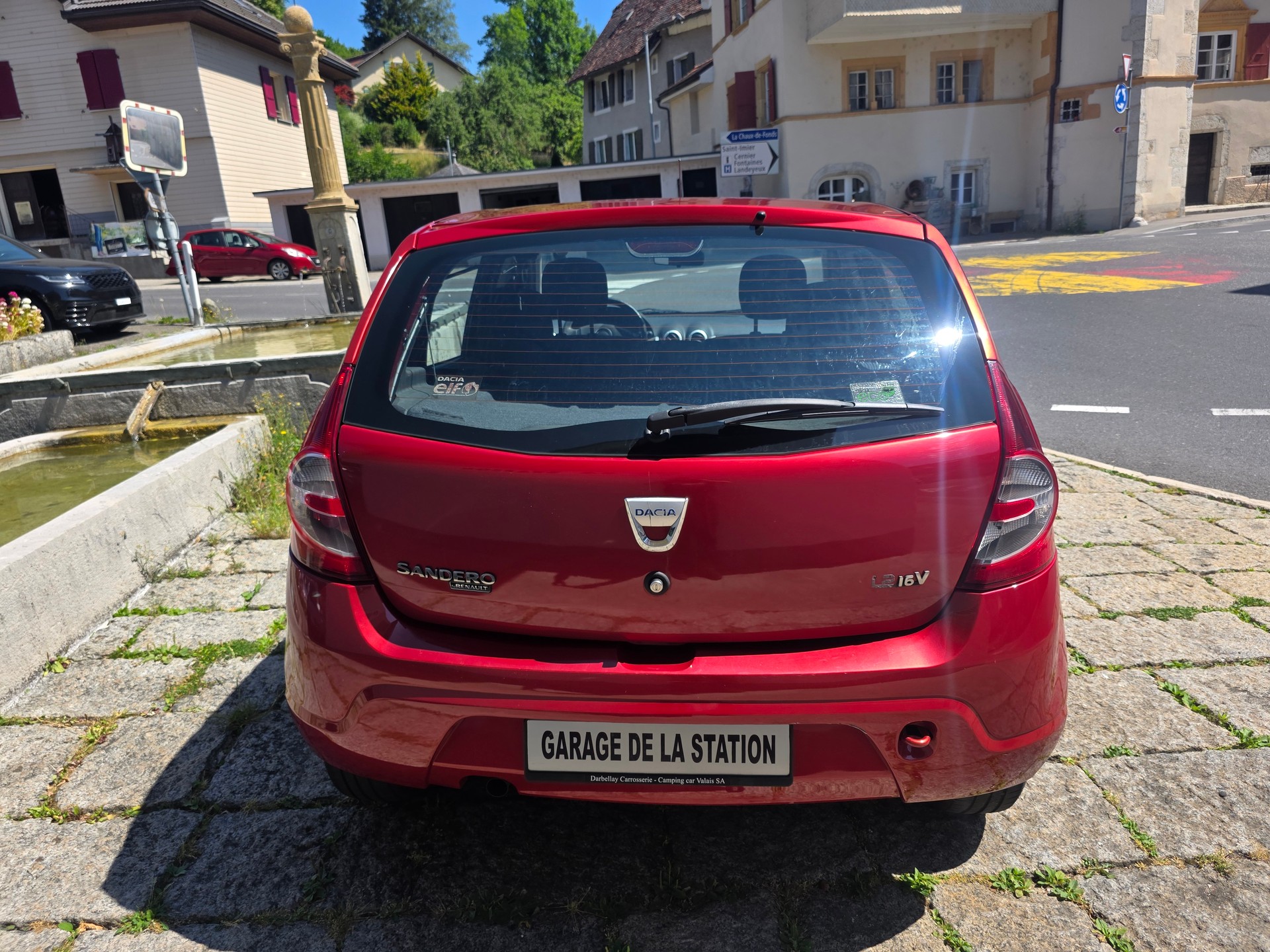 DACIA Sandero 1.6 Lauréate-image-4