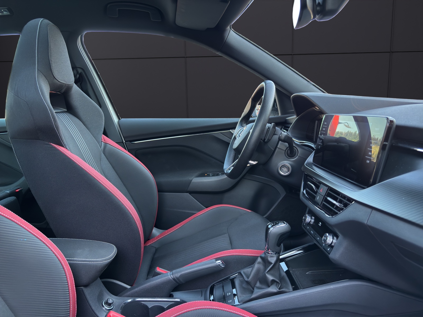 SKODA Kamiq 1.0 TSI Monte Carlo DSG-image-7