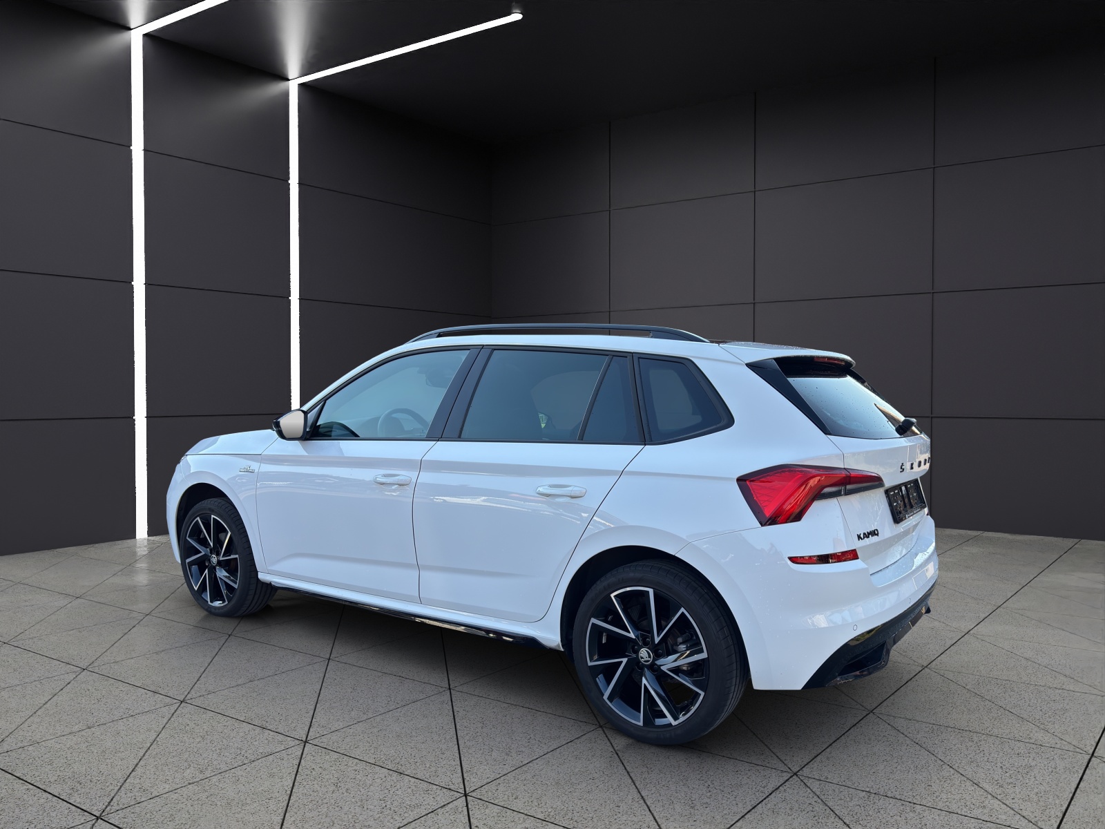 SKODA Kamiq 1.0 TSI Monte Carlo DSG-image-3