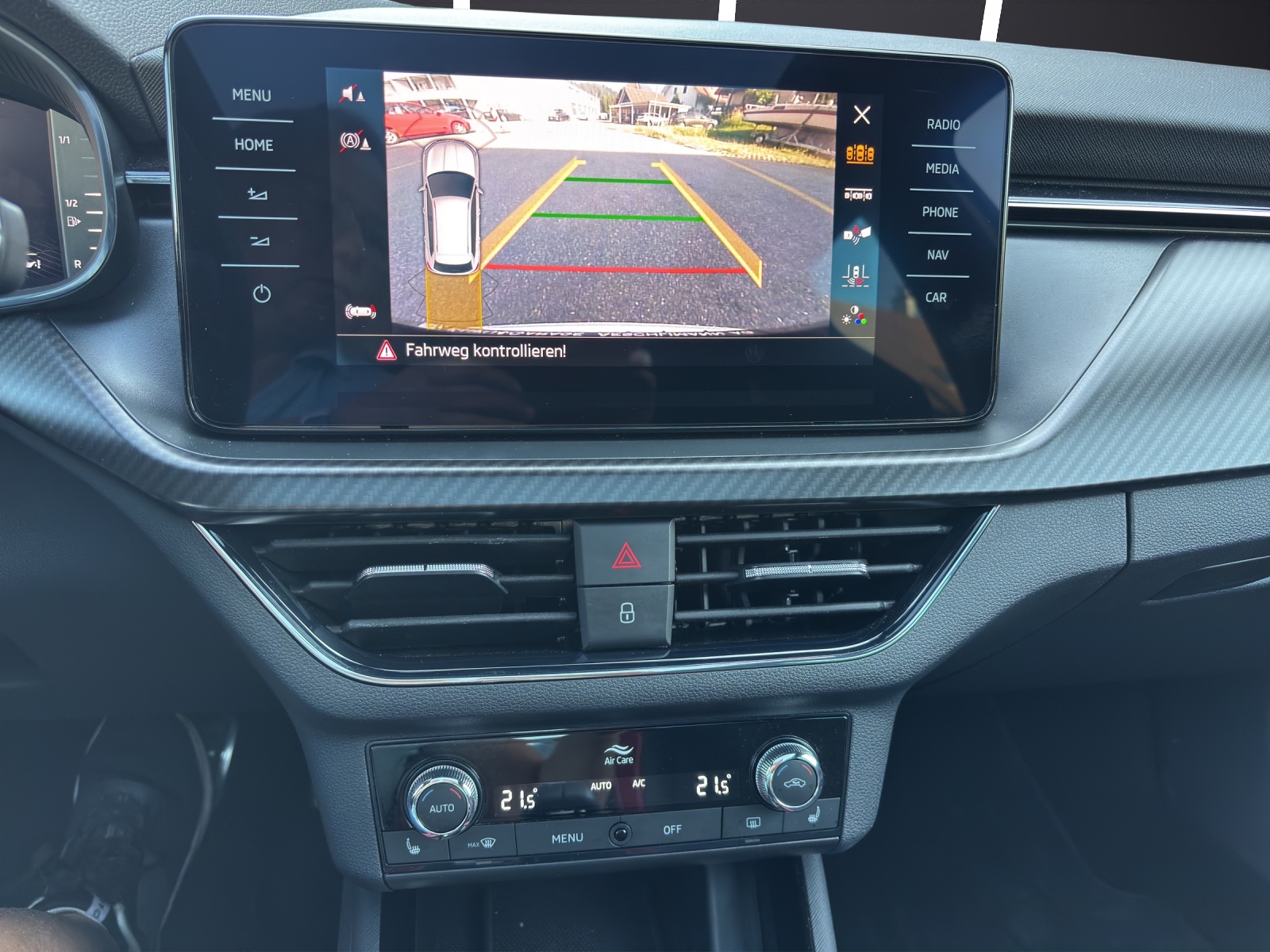 SKODA Kamiq 1.0 TSI Monte Carlo DSG-image-6