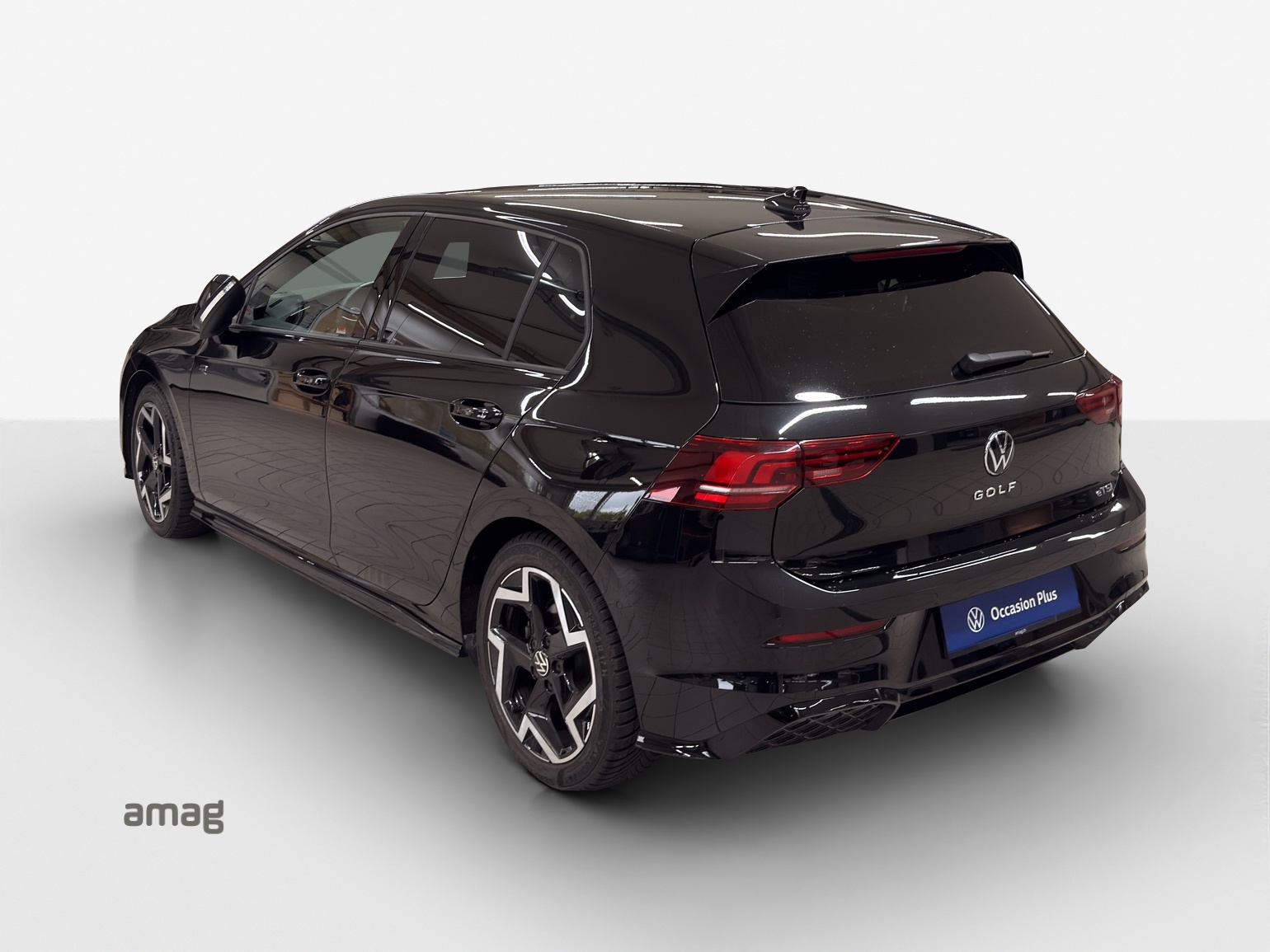 VW Golf 1.5 e TSI mHEV R-Line DSG-image-2