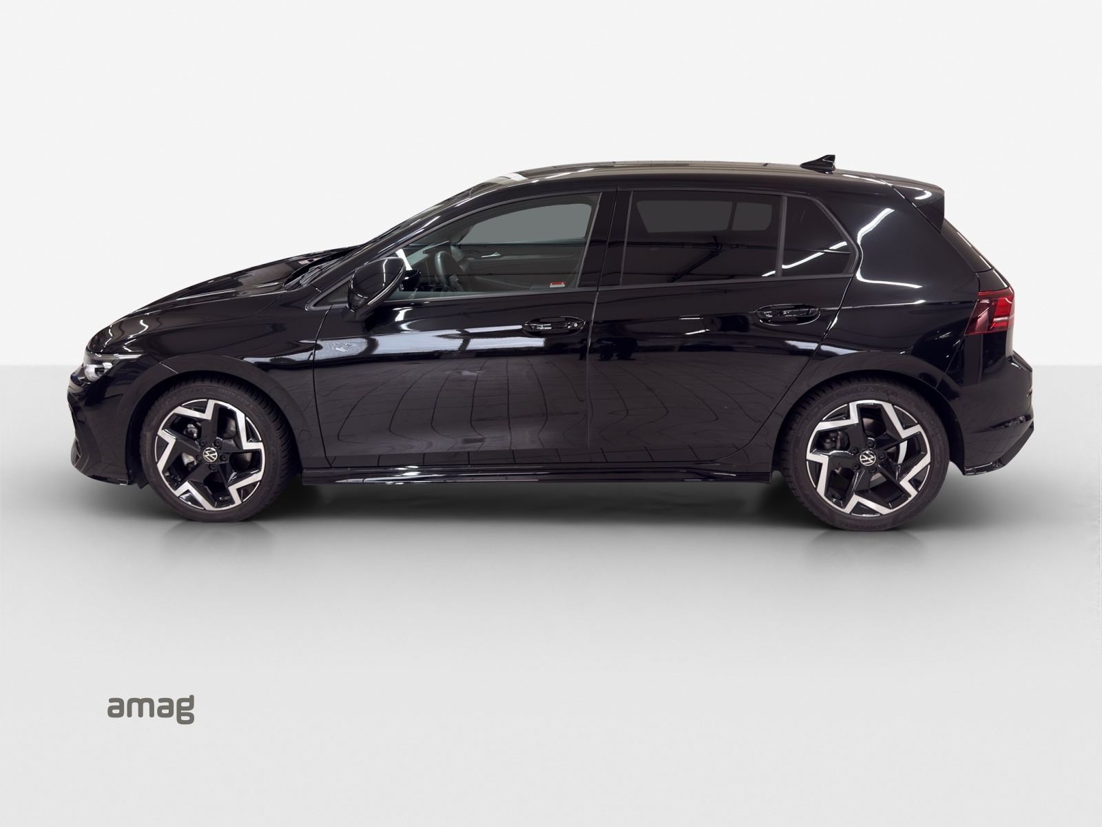 VW Golf 1.5 e TSI mHEV R-Line DSG-image-1